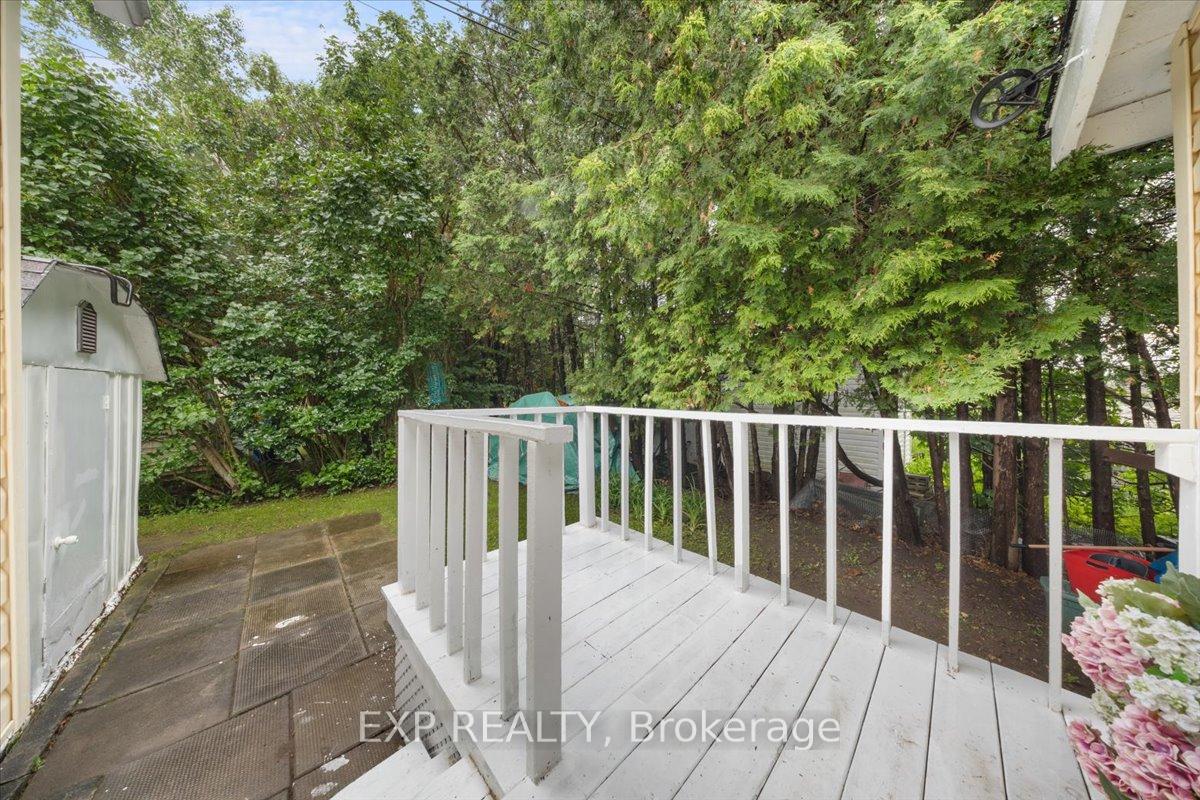 Photo 27 of 20 Pinewood Avenue, Beckwith, Beckwith Twp — HOMEH