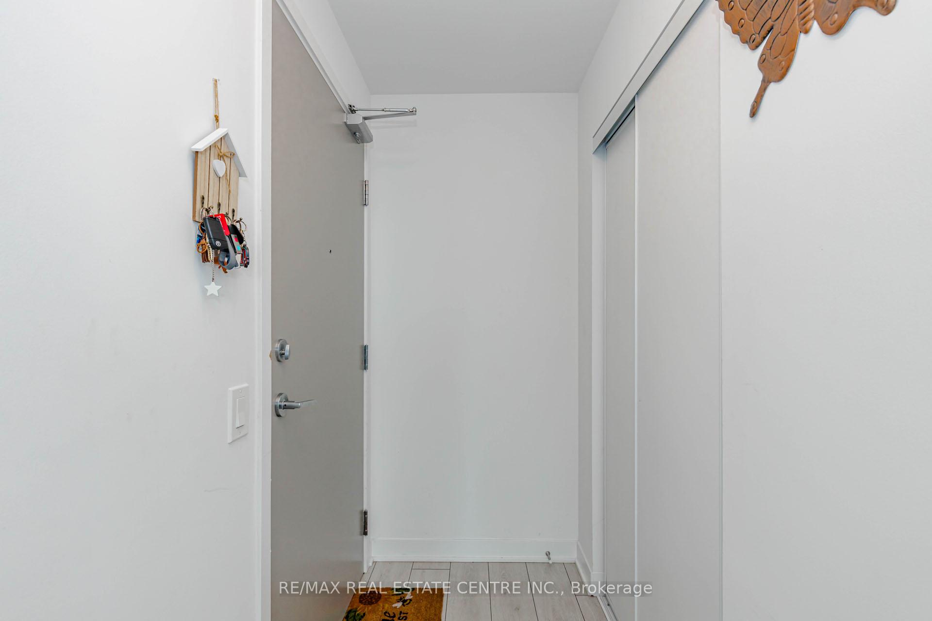 Photo 8 of Unit 1603, 260 Malta Avenue, Brampton, Fletcher's Creek South — HOMEH