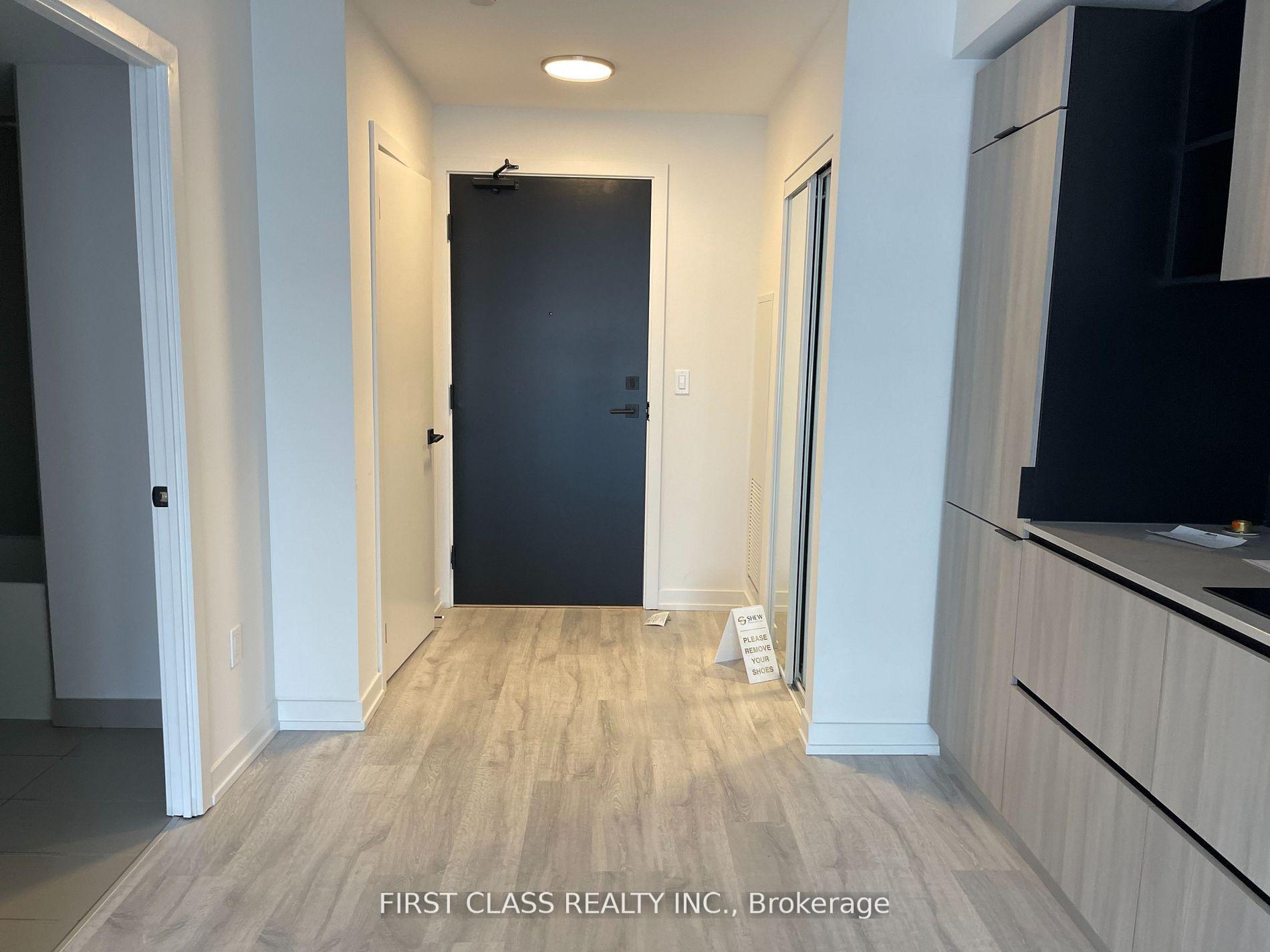 Photo 6 of Unit 701, 2 Augusta Avenue, Toronto, Waterfront Communities — HOMEH