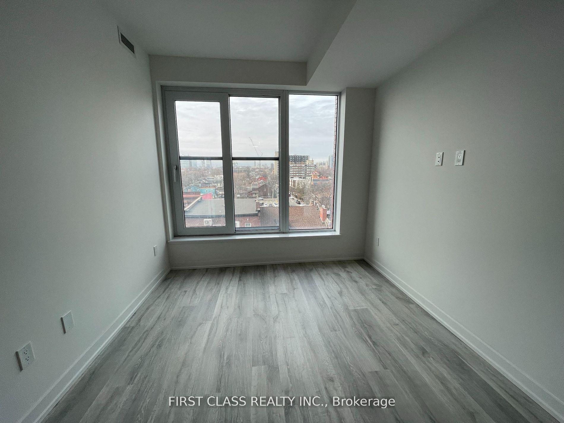 Photo 9 of Unit 701, 2 Augusta Avenue, Toronto, Waterfront Communities — HOMEH