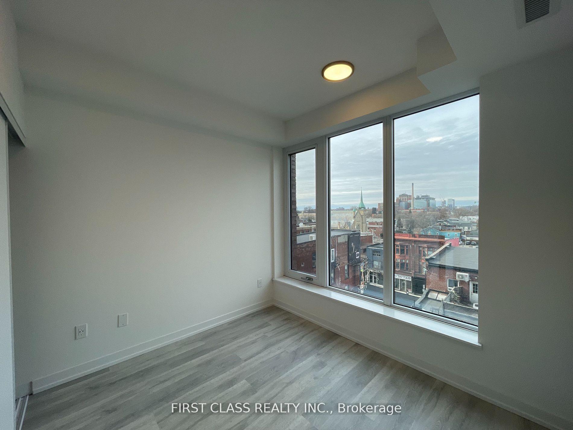 Photo 10 of Unit 701, 2 Augusta Avenue, Toronto, Waterfront Communities — HOMEH