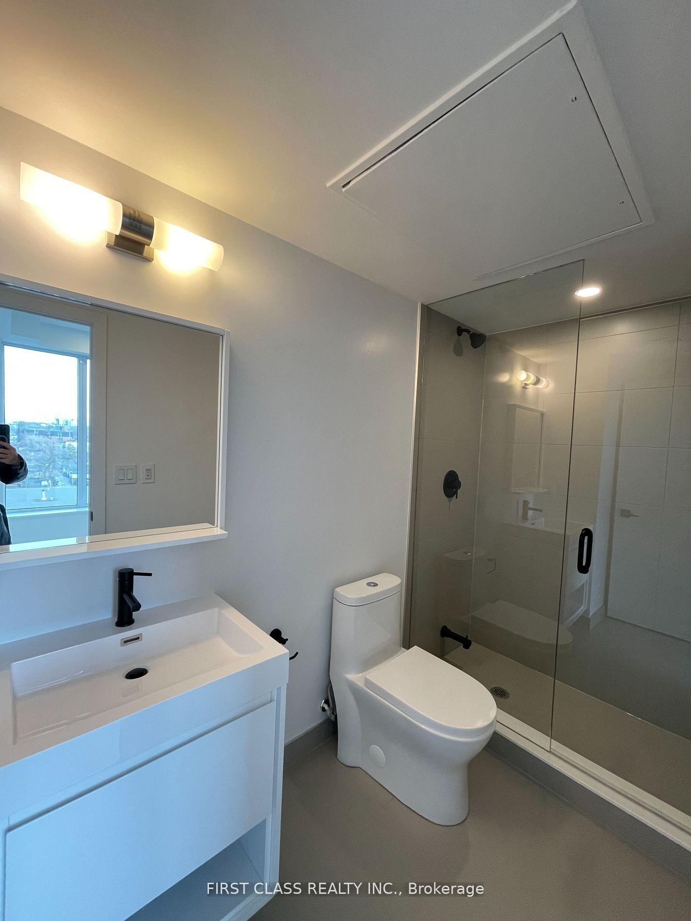 Photo 12 of Unit 701, 2 Augusta Avenue, Toronto, Waterfront Communities — HOMEH