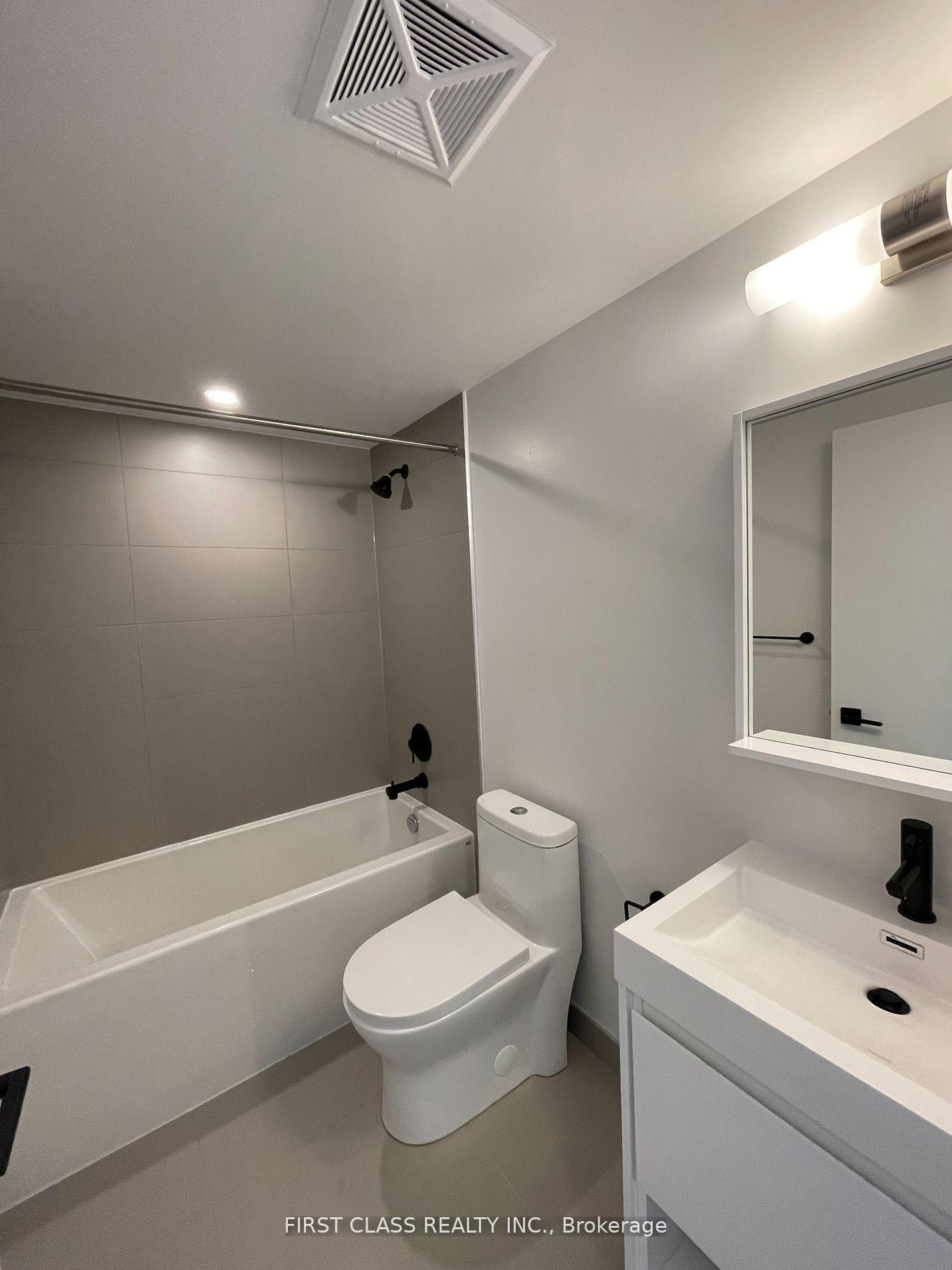 Photo 13 of Unit 701, 2 Augusta Avenue, Toronto, Waterfront Communities — HOMEH