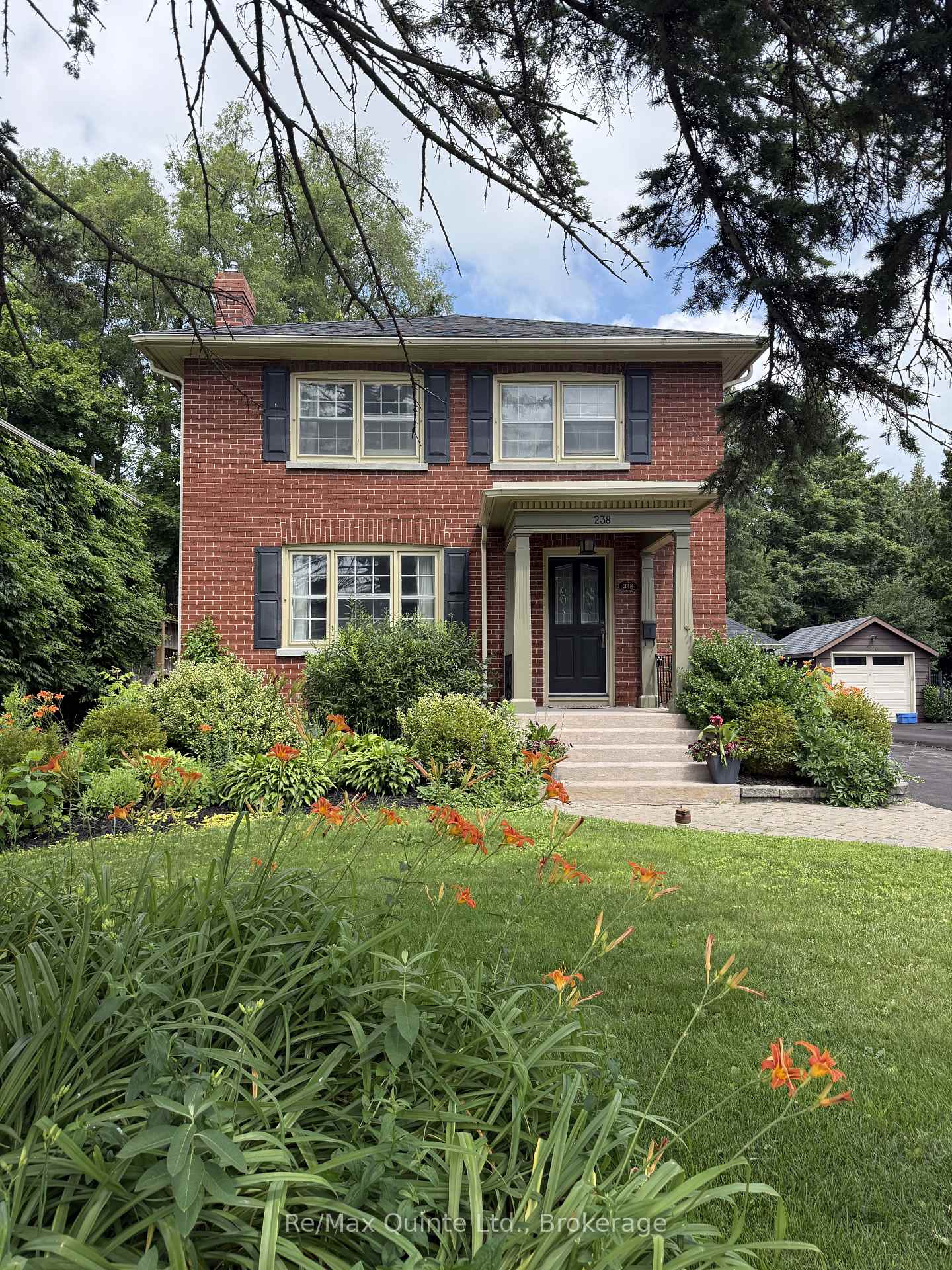 Photo 1 of 238 Victoria Avenue, Belleville, Belleville Ward — HOMEH
