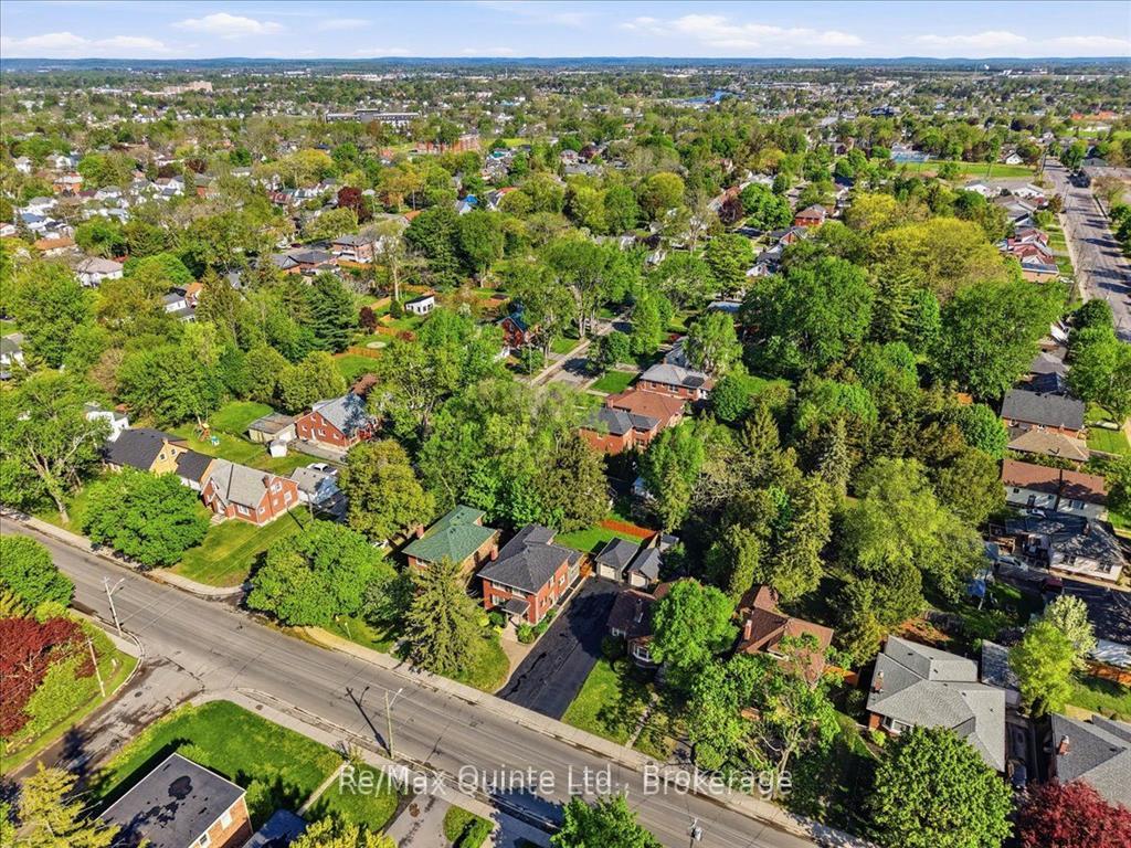 Photo 54 of 238 Victoria Avenue, Belleville, Belleville Ward — HOMEH