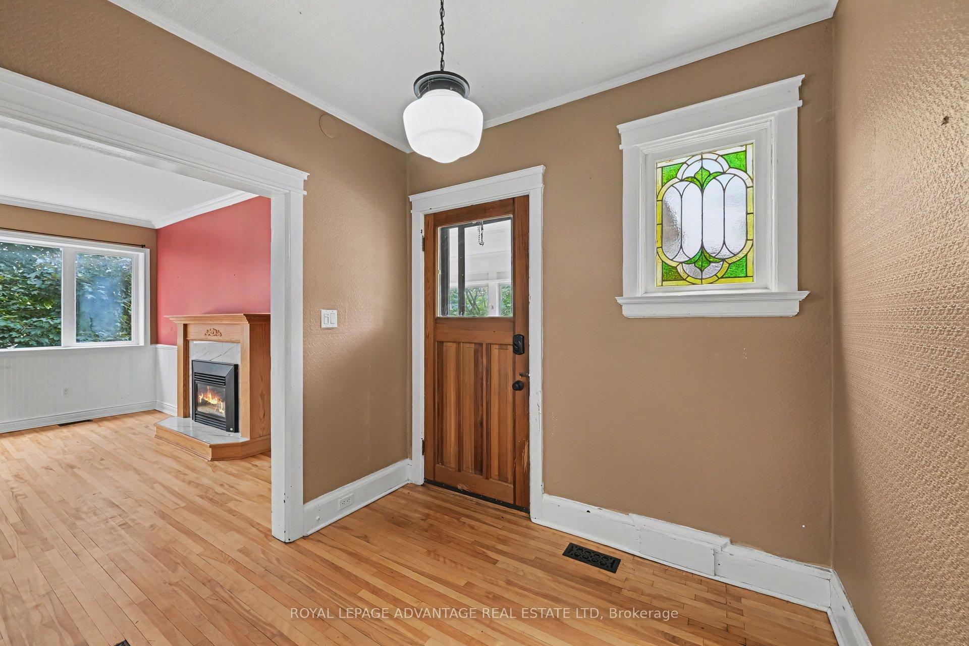 Photo 5 of 14 Beckwith Street E, Perth, Perth — HOMEH