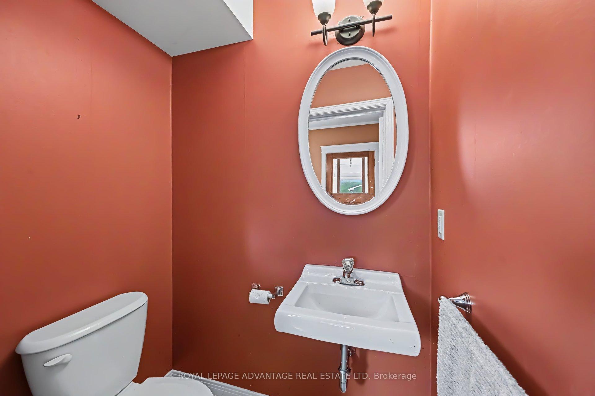 Photo 15 of 14 Beckwith Street E, Perth, Perth — HOMEH