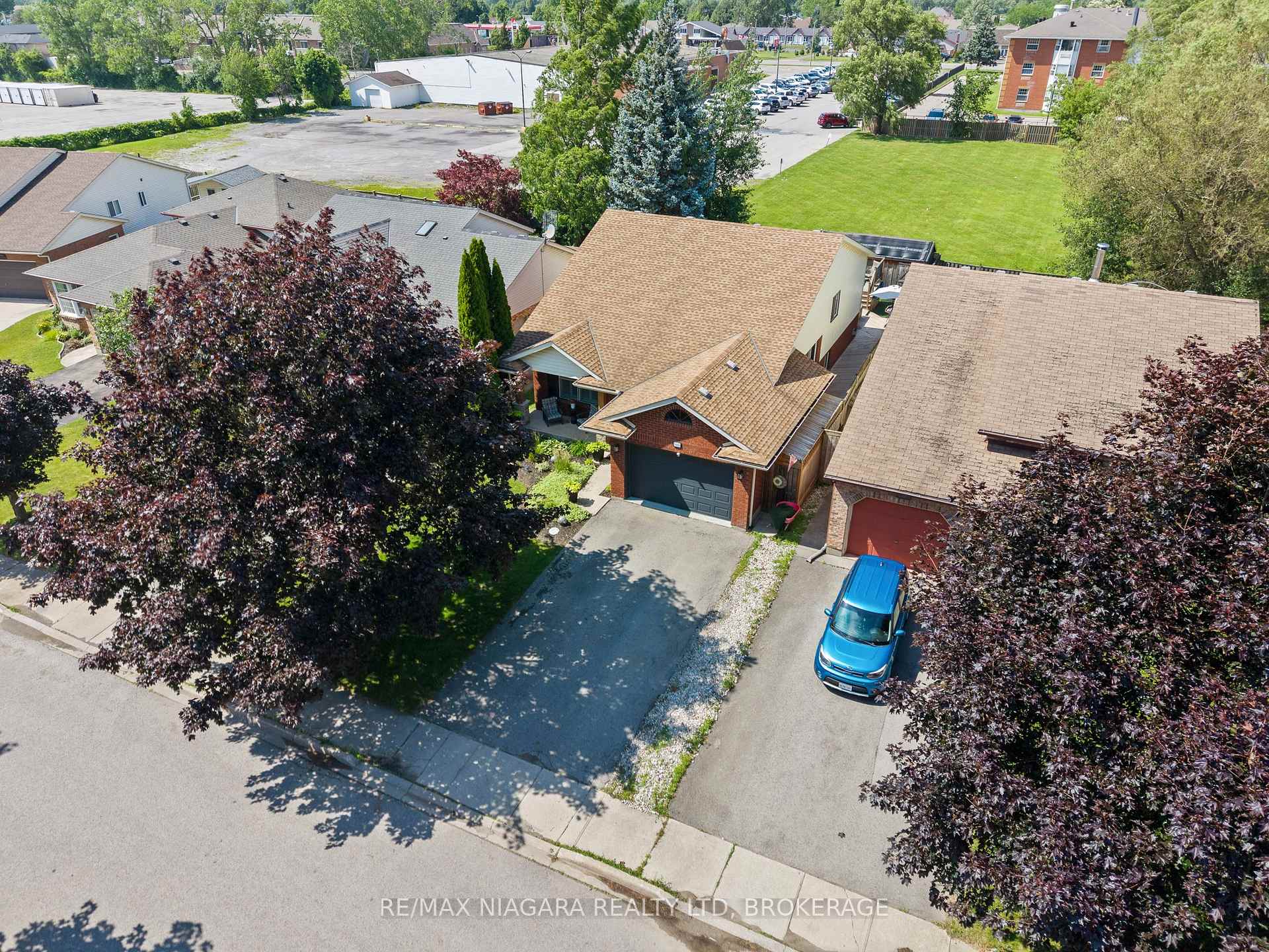 Photo 5 of 5991 Andrea Drive, Niagara Falls, West Wood — HOMEH