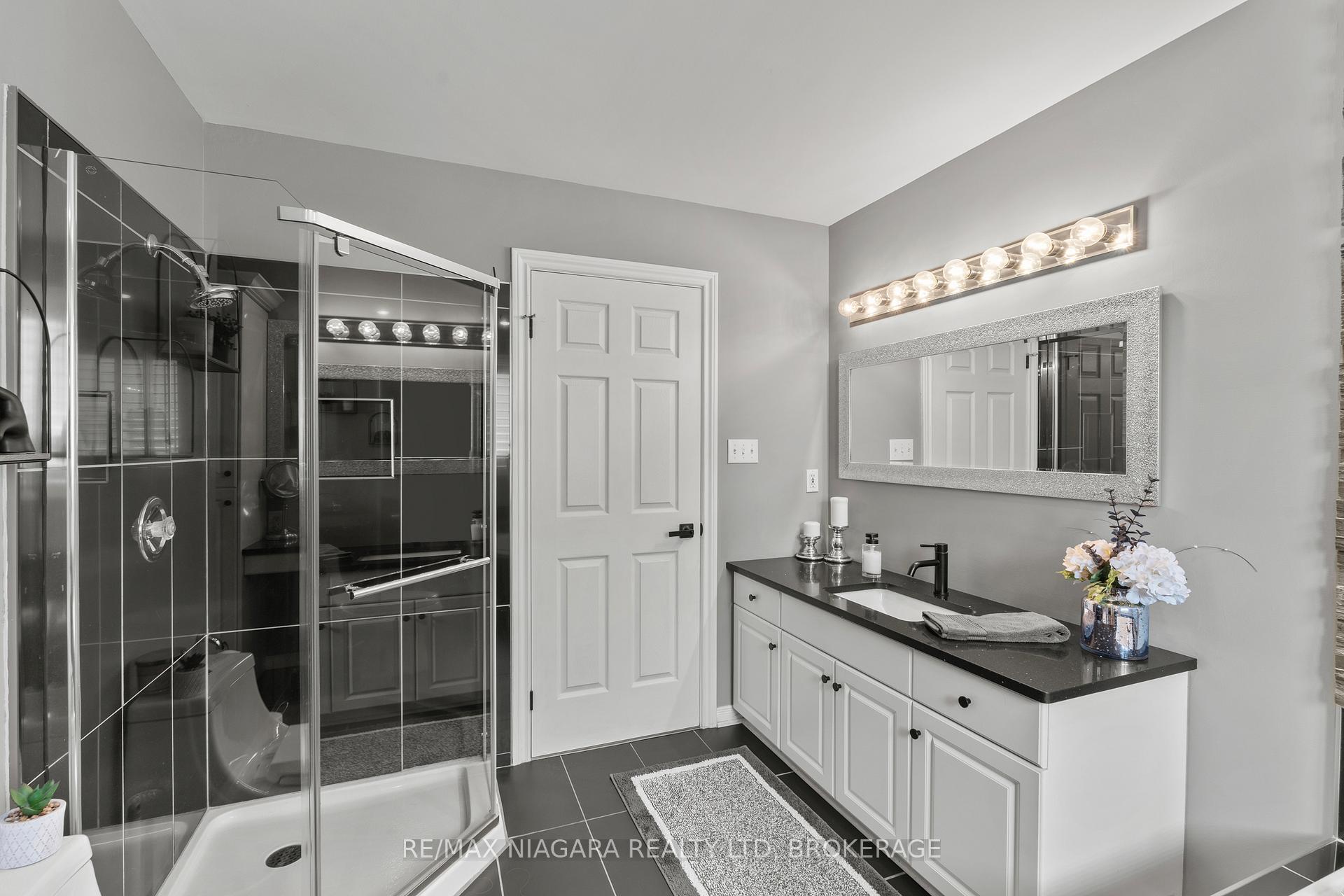 Photo 23 of 5991 Andrea Drive, Niagara Falls, West Wood — HOMEH