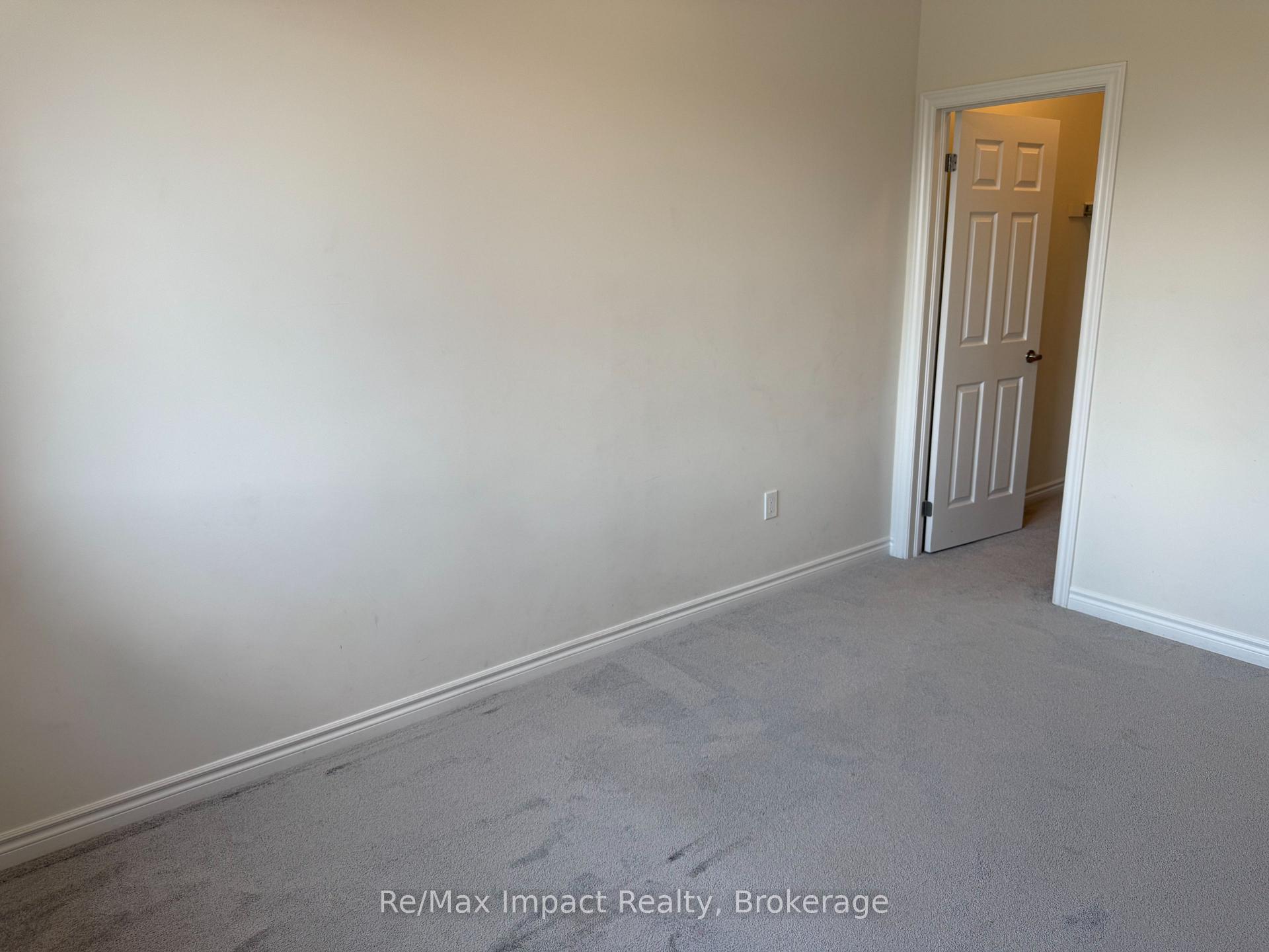 Photo 44 of 166 Auckland Drive, Whitby, Rural Whitby — HOMEH
