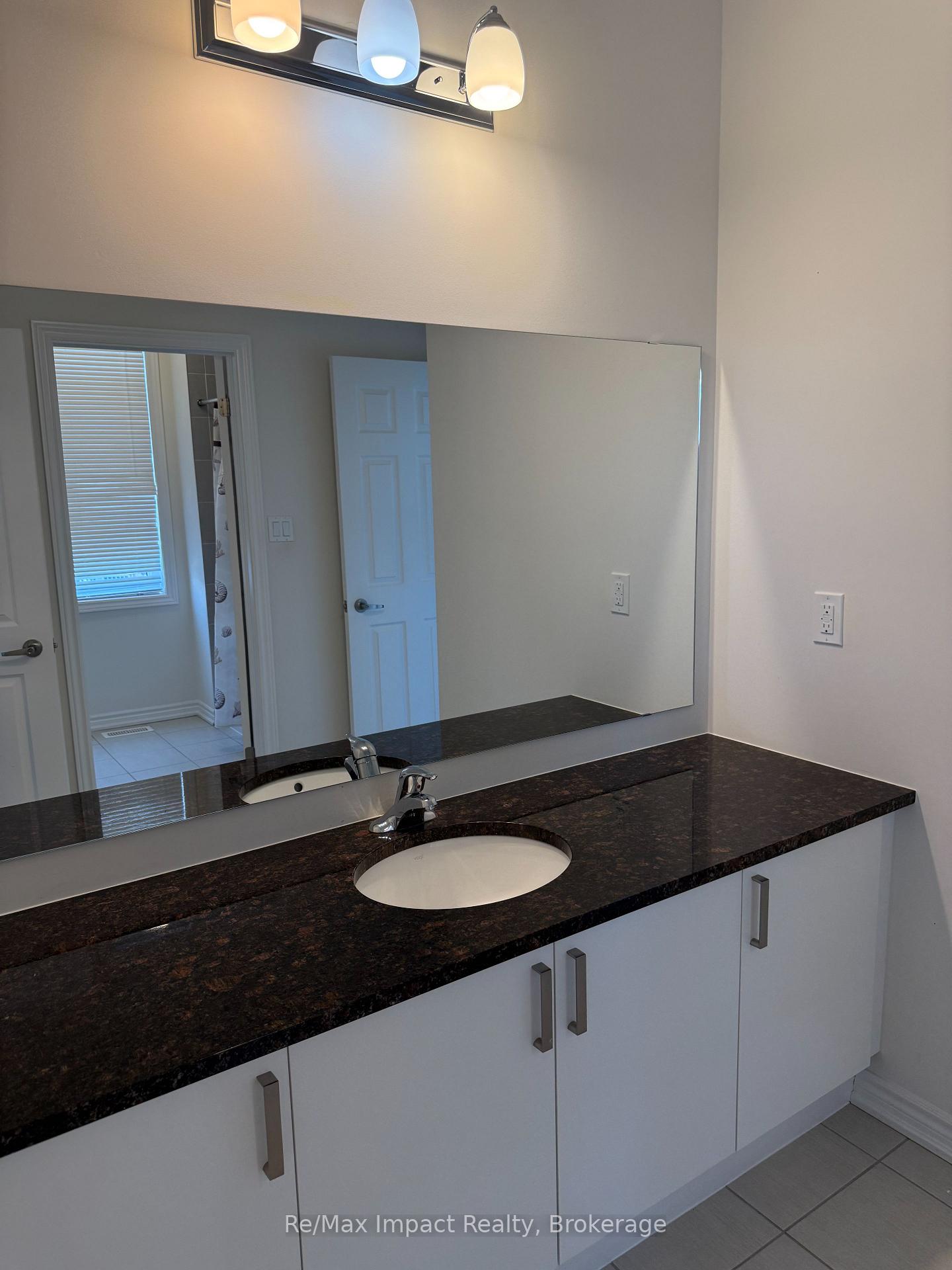 Photo 45 of 166 Auckland Drive, Whitby, Rural Whitby — HOMEH