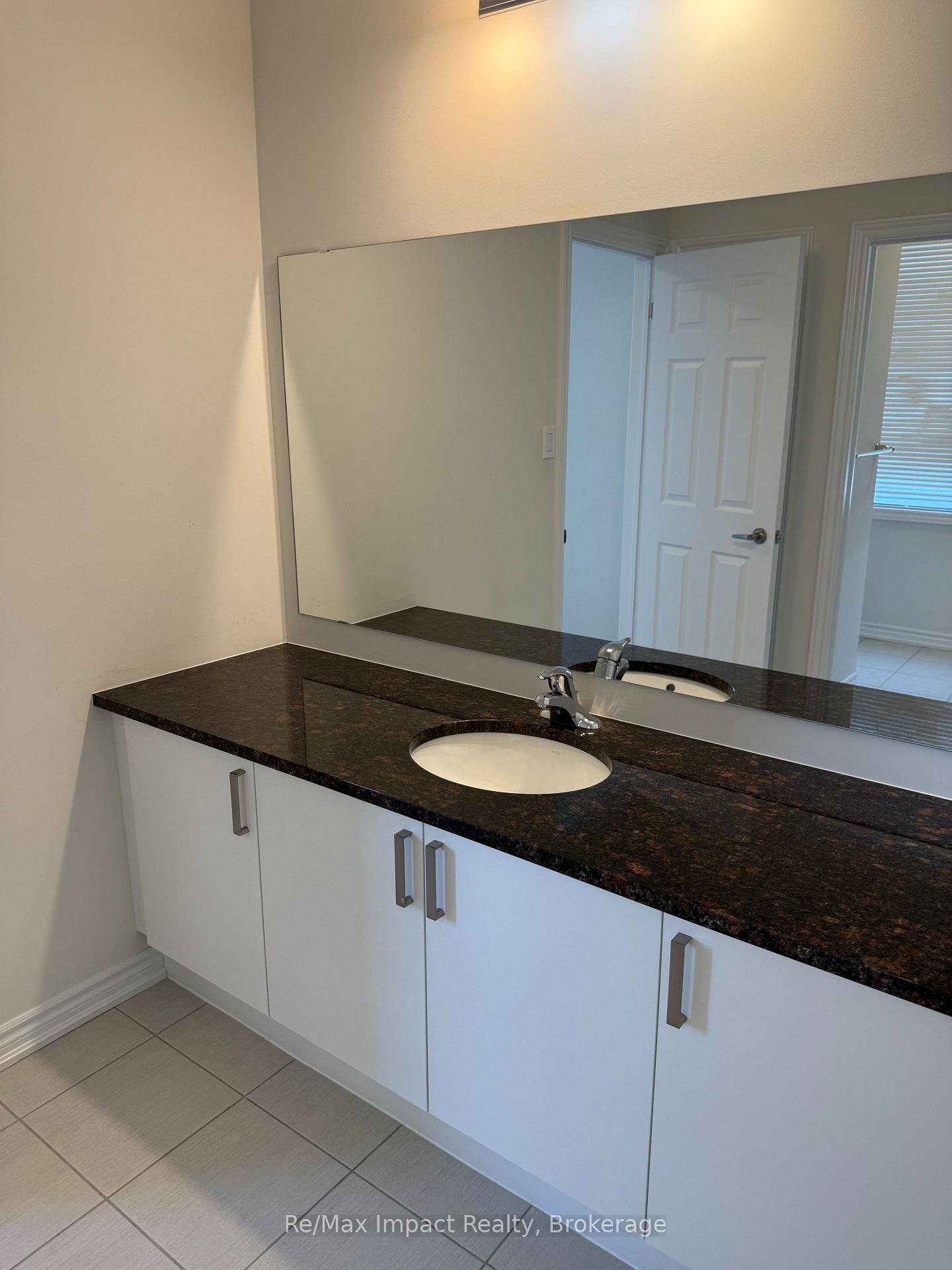 Photo 46 of 166 Auckland Drive, Whitby, Rural Whitby — HOMEH