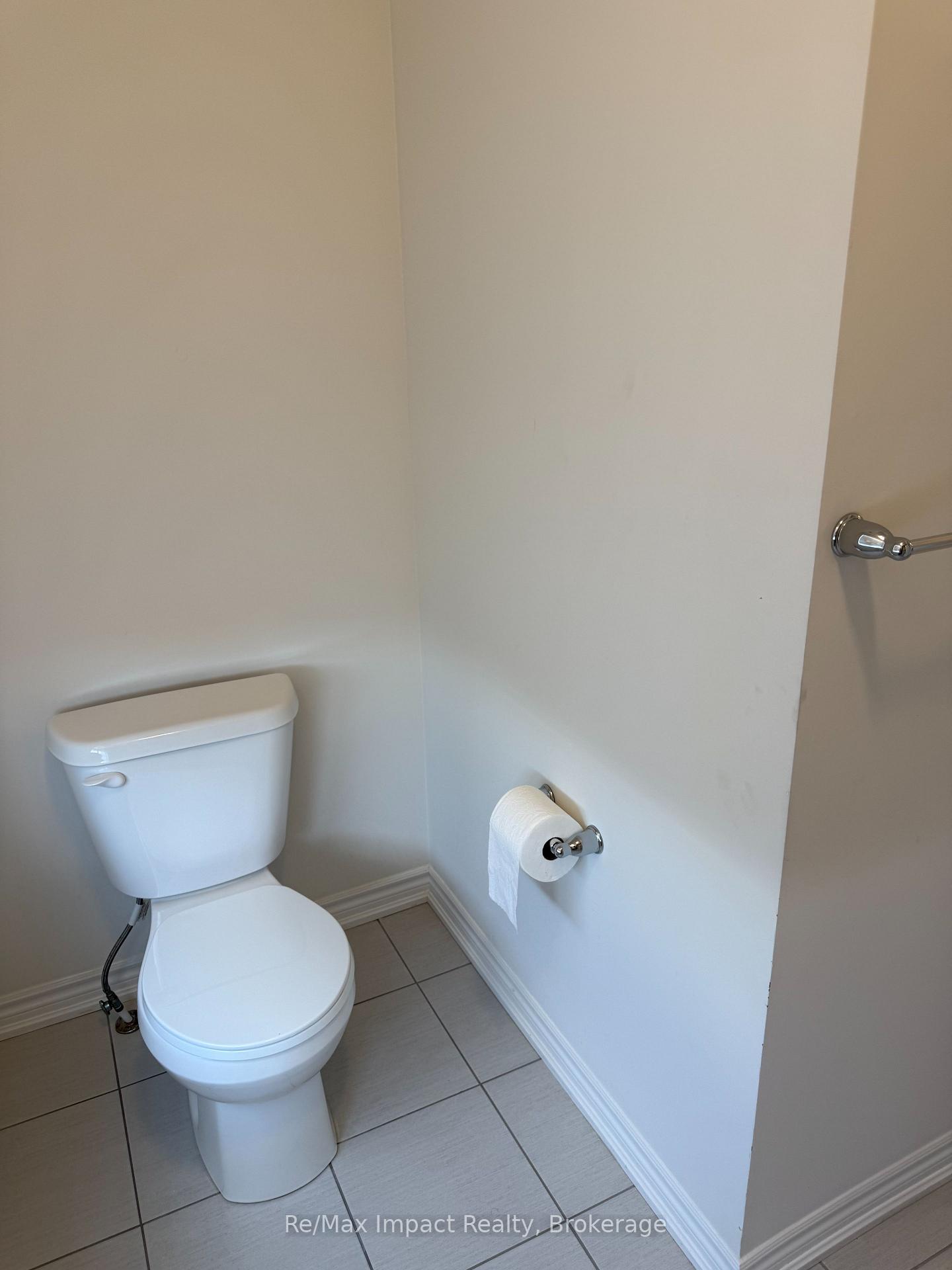Photo 48 of 166 Auckland Drive, Whitby, Rural Whitby — HOMEH