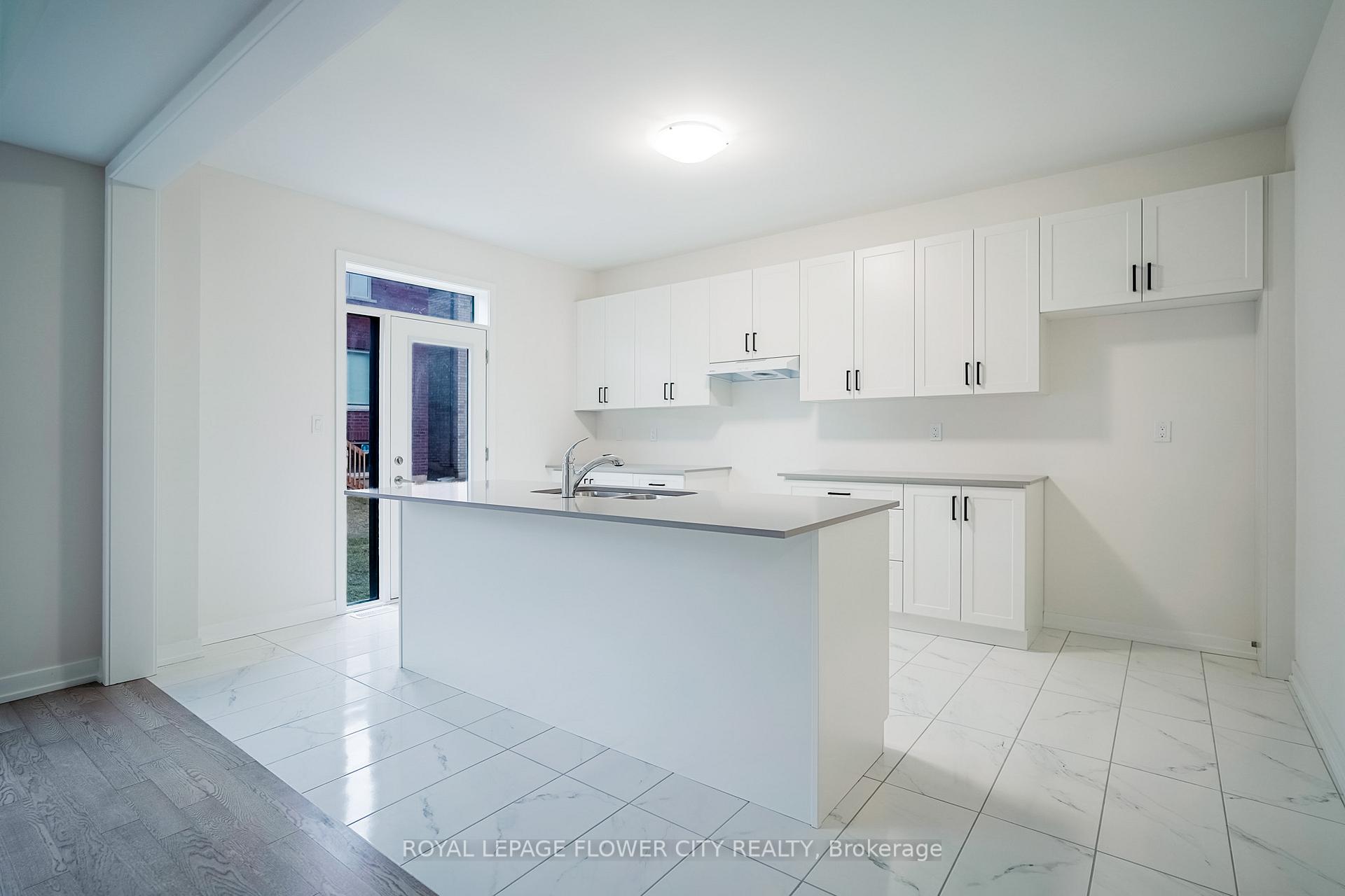 Photo 16 of 137 Henshaw Drive, Erin — HOMEH