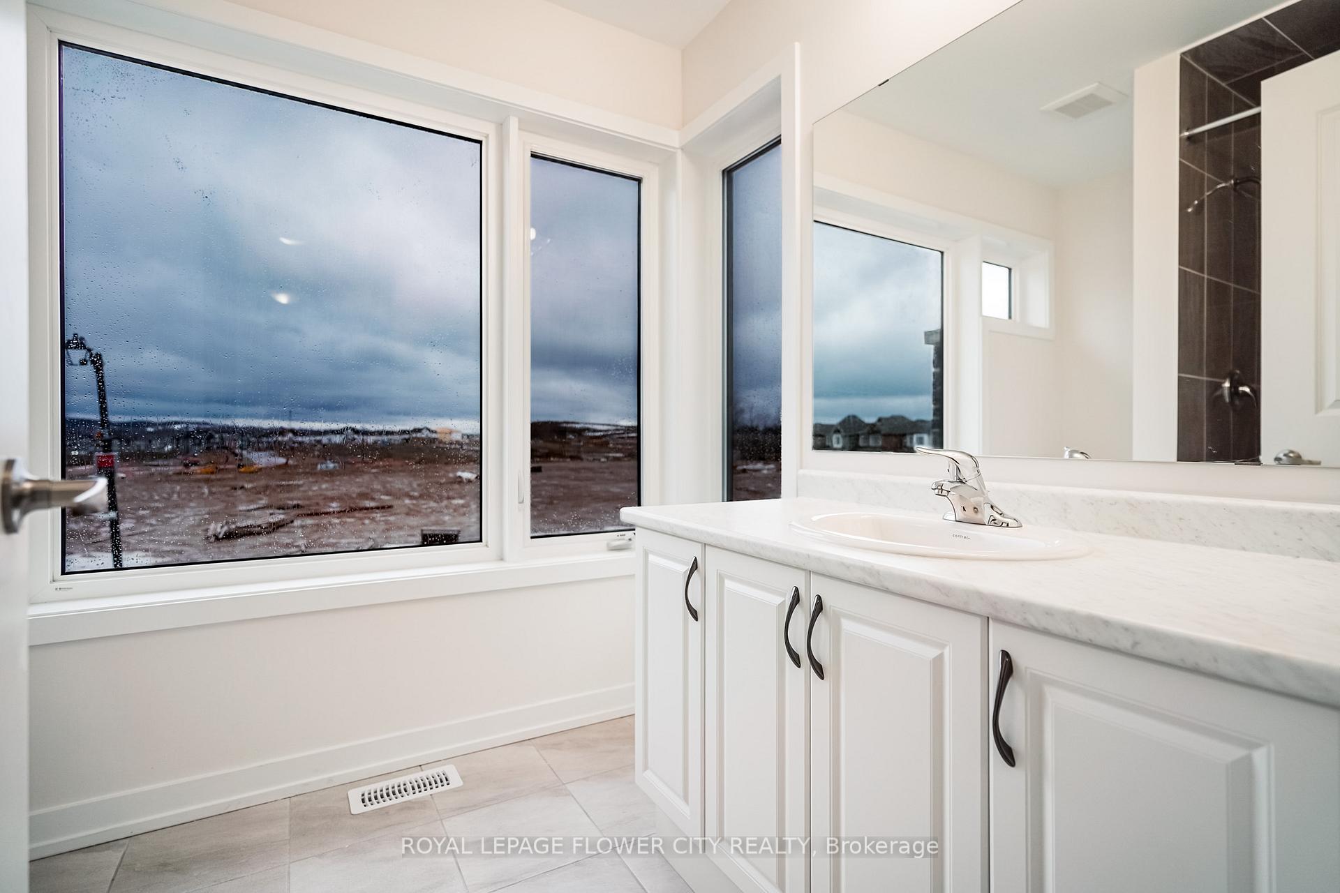 Photo 41 of 137 Henshaw Drive, Erin — HOMEH