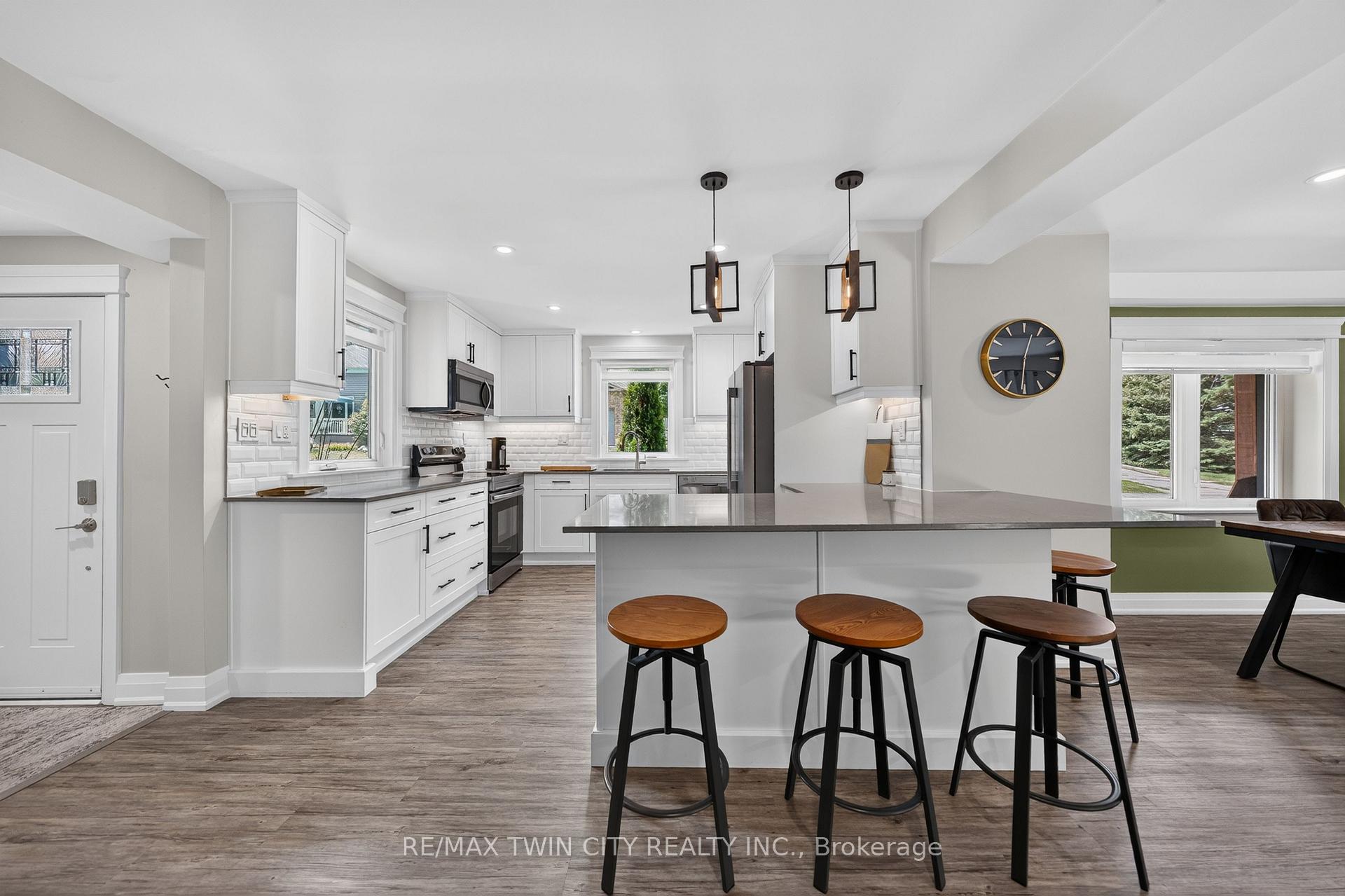 Photo 17 of 20 David Street, Wellesley — HOMEH