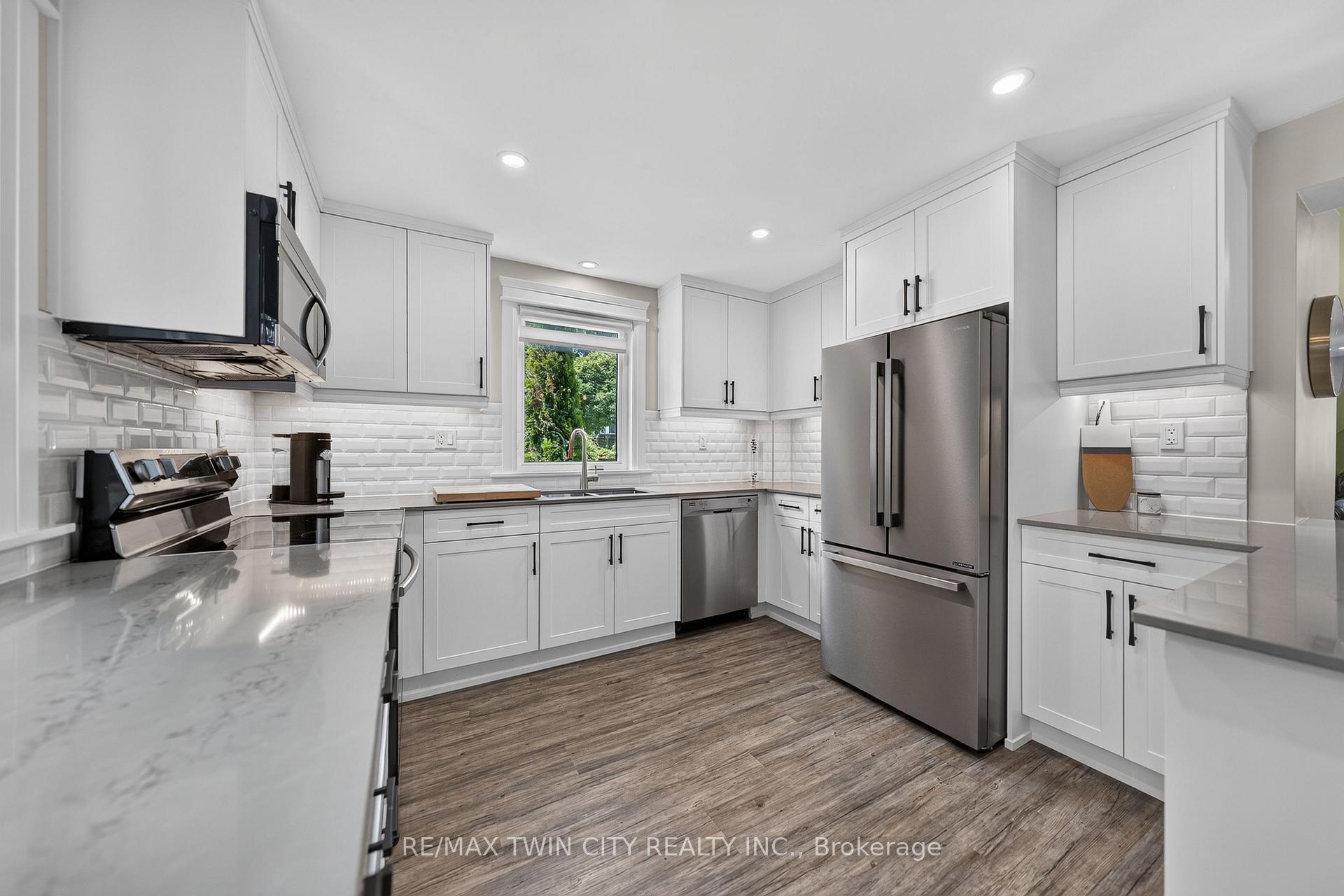 Photo 21 of 20 David Street, Wellesley — HOMEH