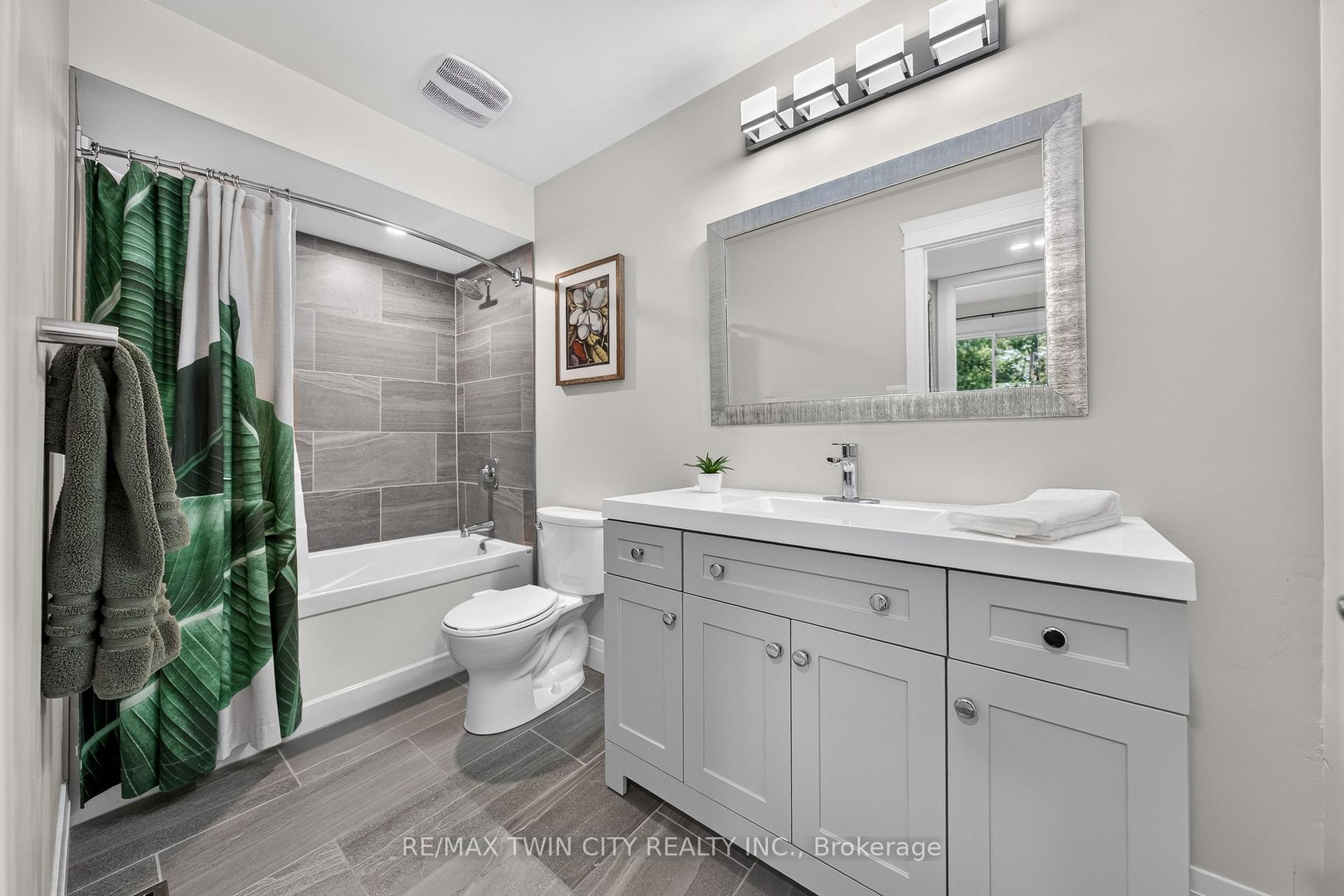 Photo 32 of 20 David Street, Wellesley — HOMEH