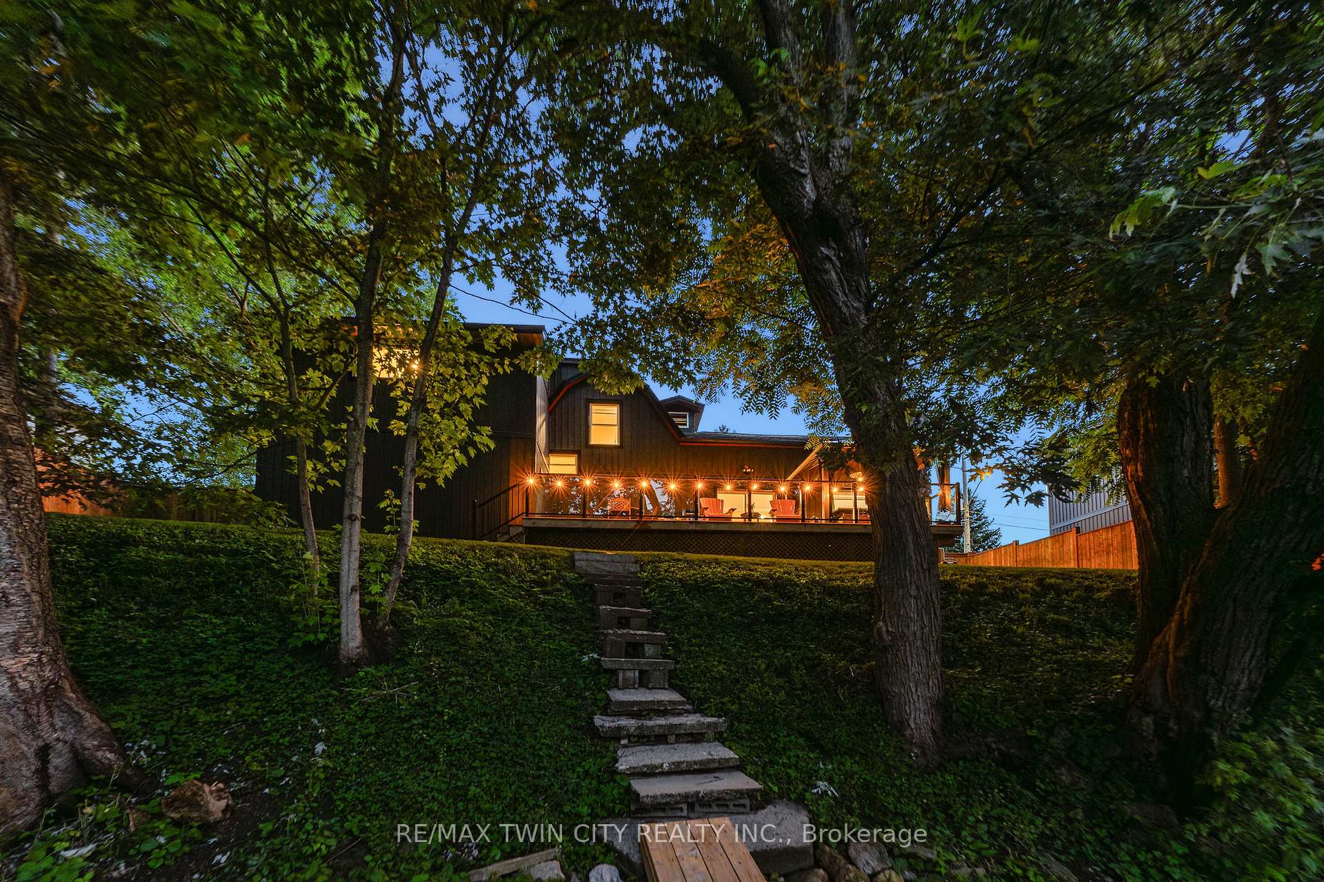 Photo 39 of 20 David Street, Wellesley — HOMEH