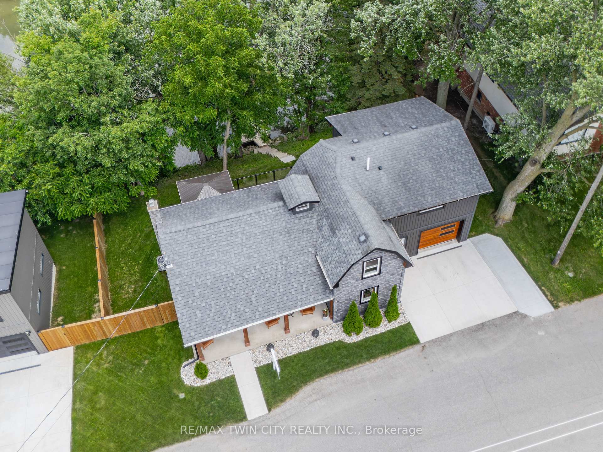 Photo 47 of 20 David Street, Wellesley — HOMEH