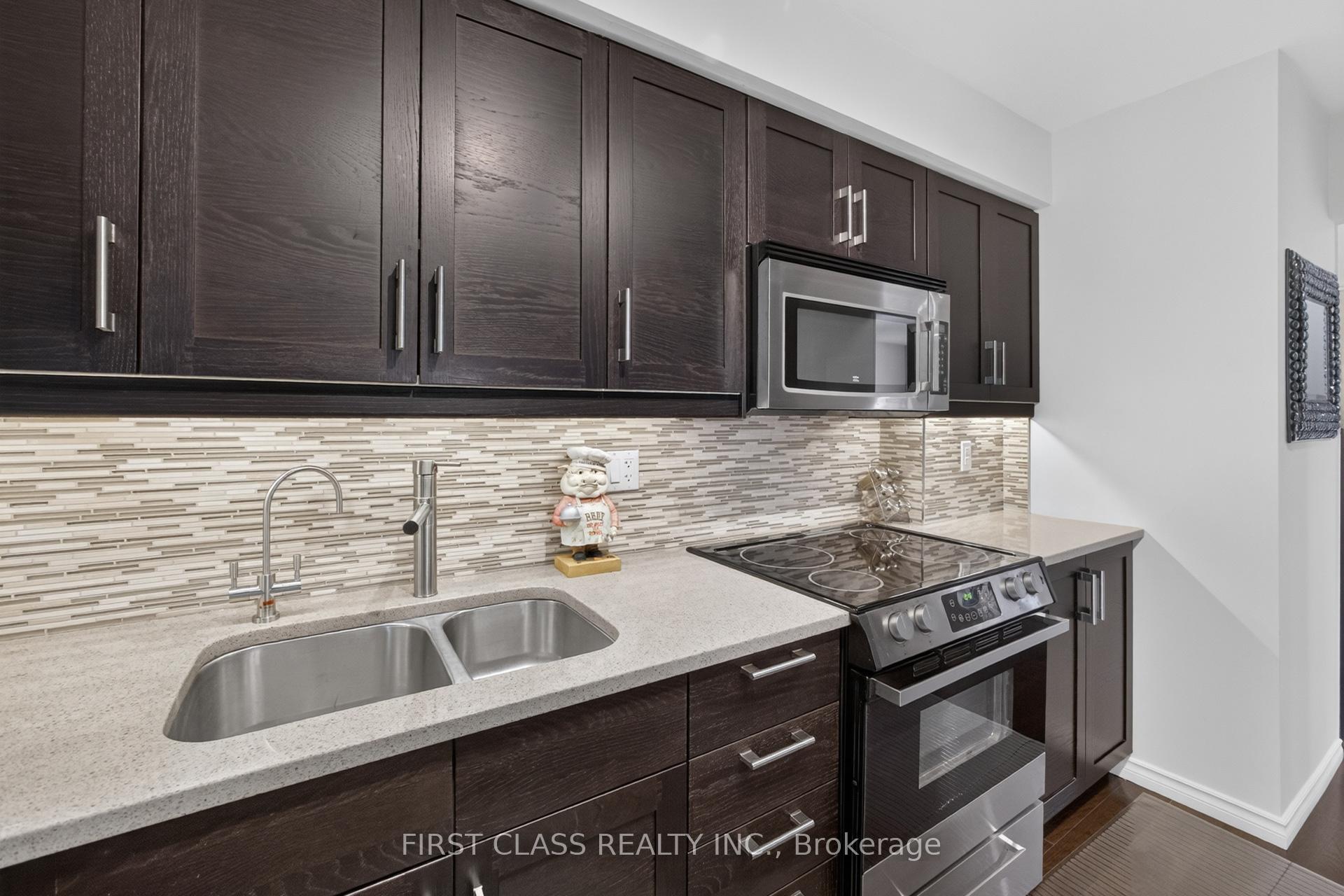 Photo 22 of 202 Royal Orchard Boulevard, Markham, Royal Orchard — HOMEH