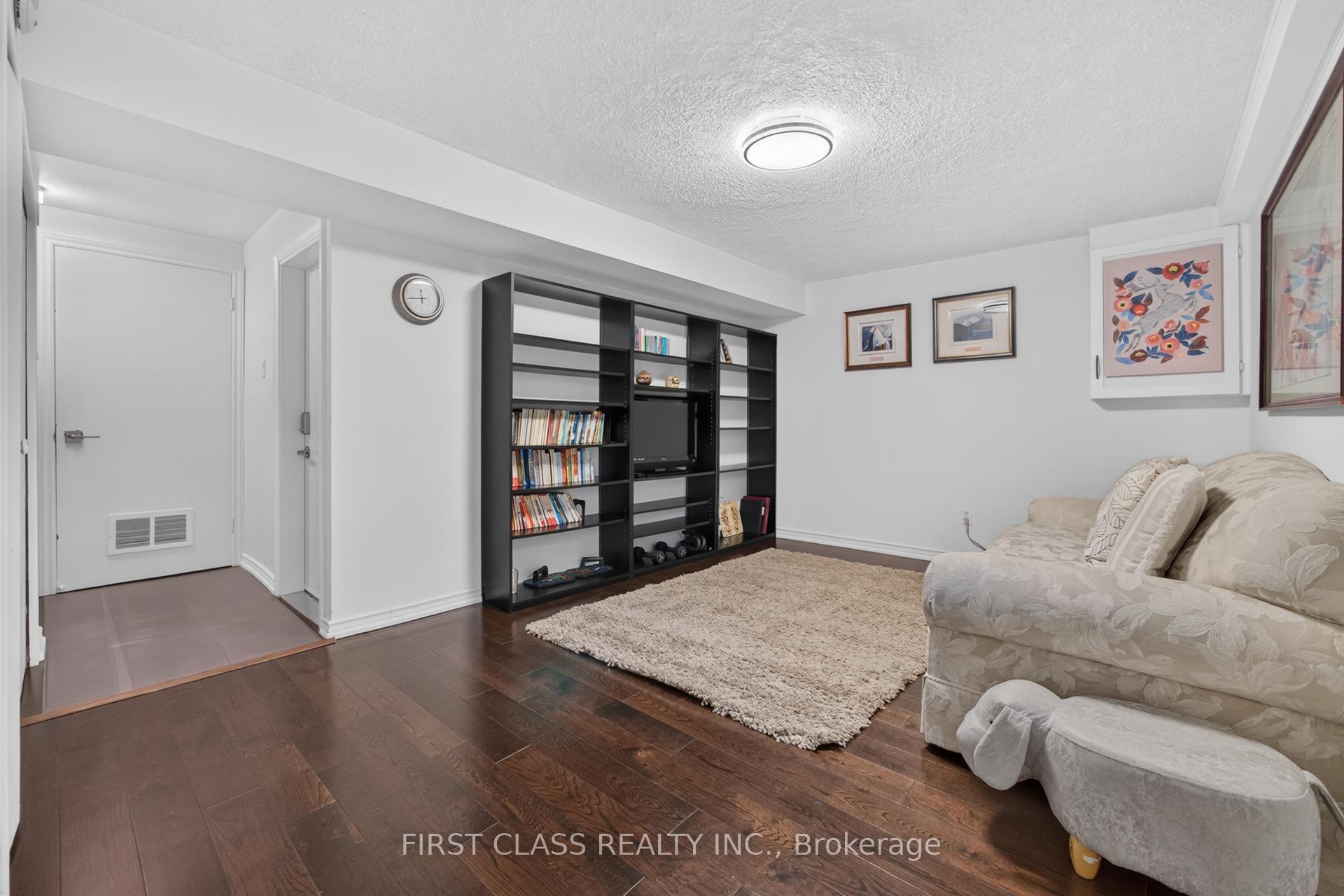 Photo 38 of 202 Royal Orchard Boulevard, Markham, Royal Orchard — HOMEH