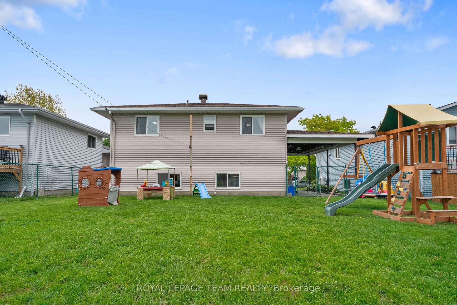 Photo 3 of 1728 Branch Drive, Cornwall, Cornwall — HOMEH