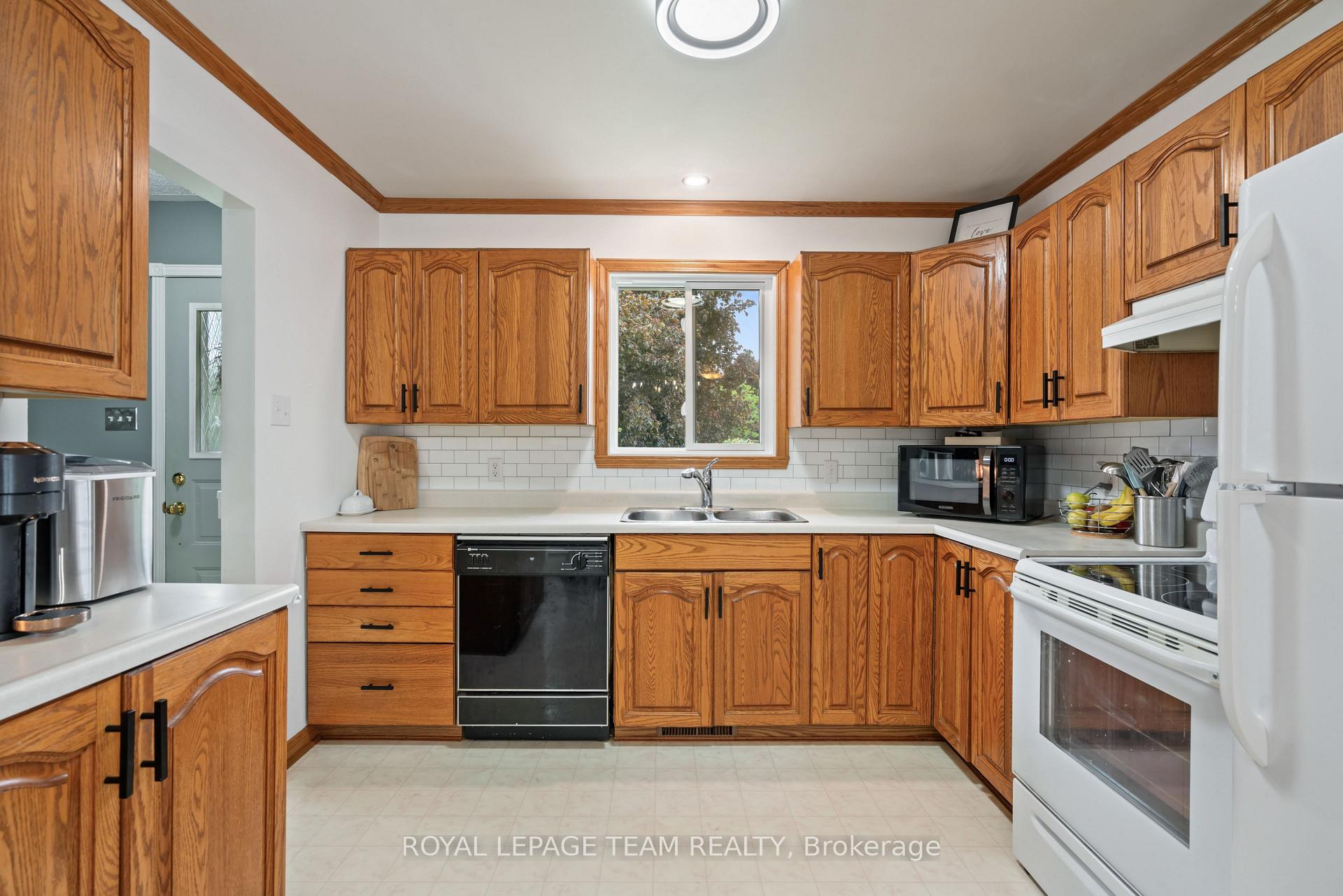 Photo 11 of 1728 Branch Drive, Cornwall, Cornwall — HOMEH