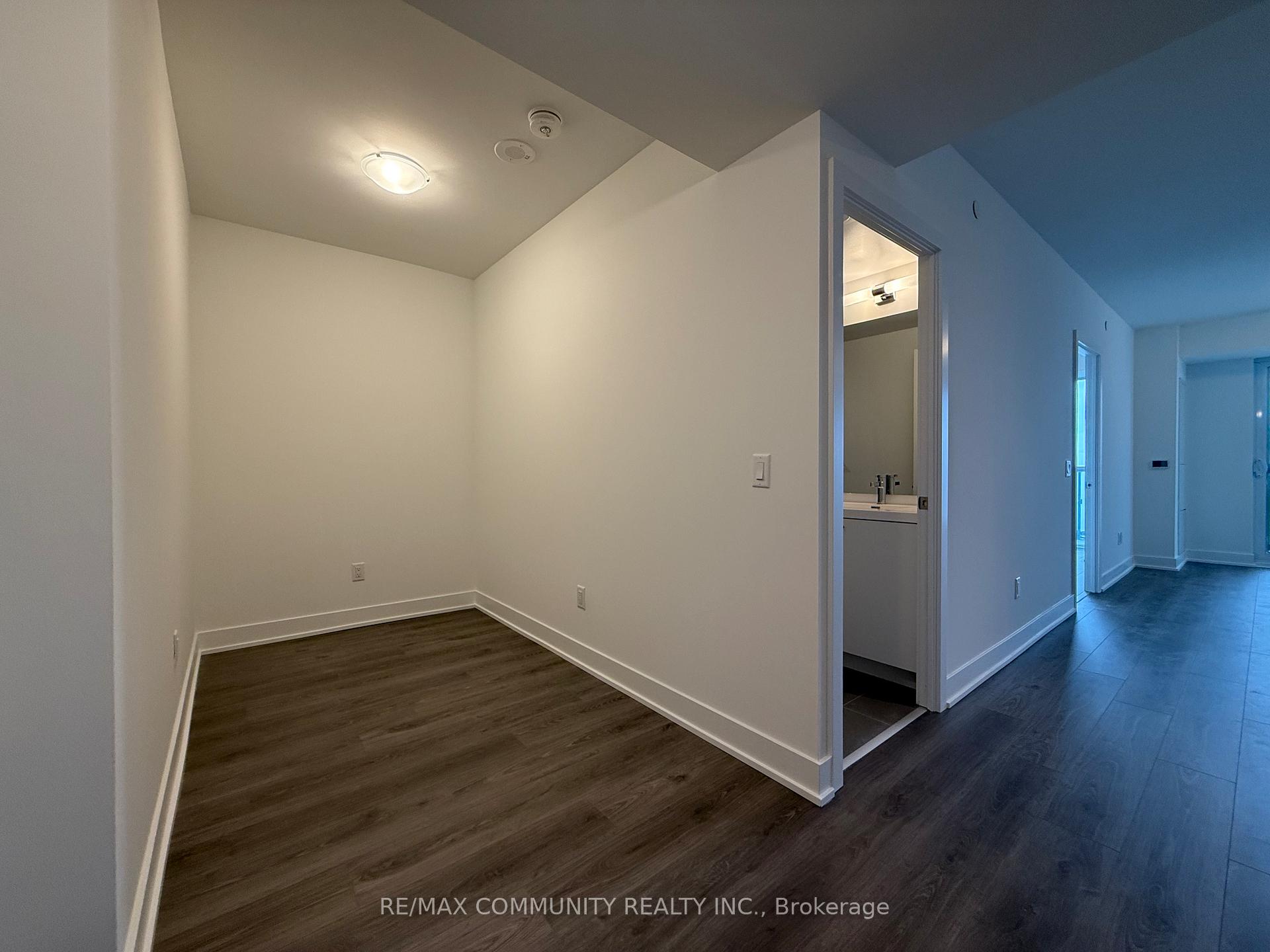 Photo 5 of Unit 1110, 2545 Simcoe Street, Oshawa, Windfields — HOMEH