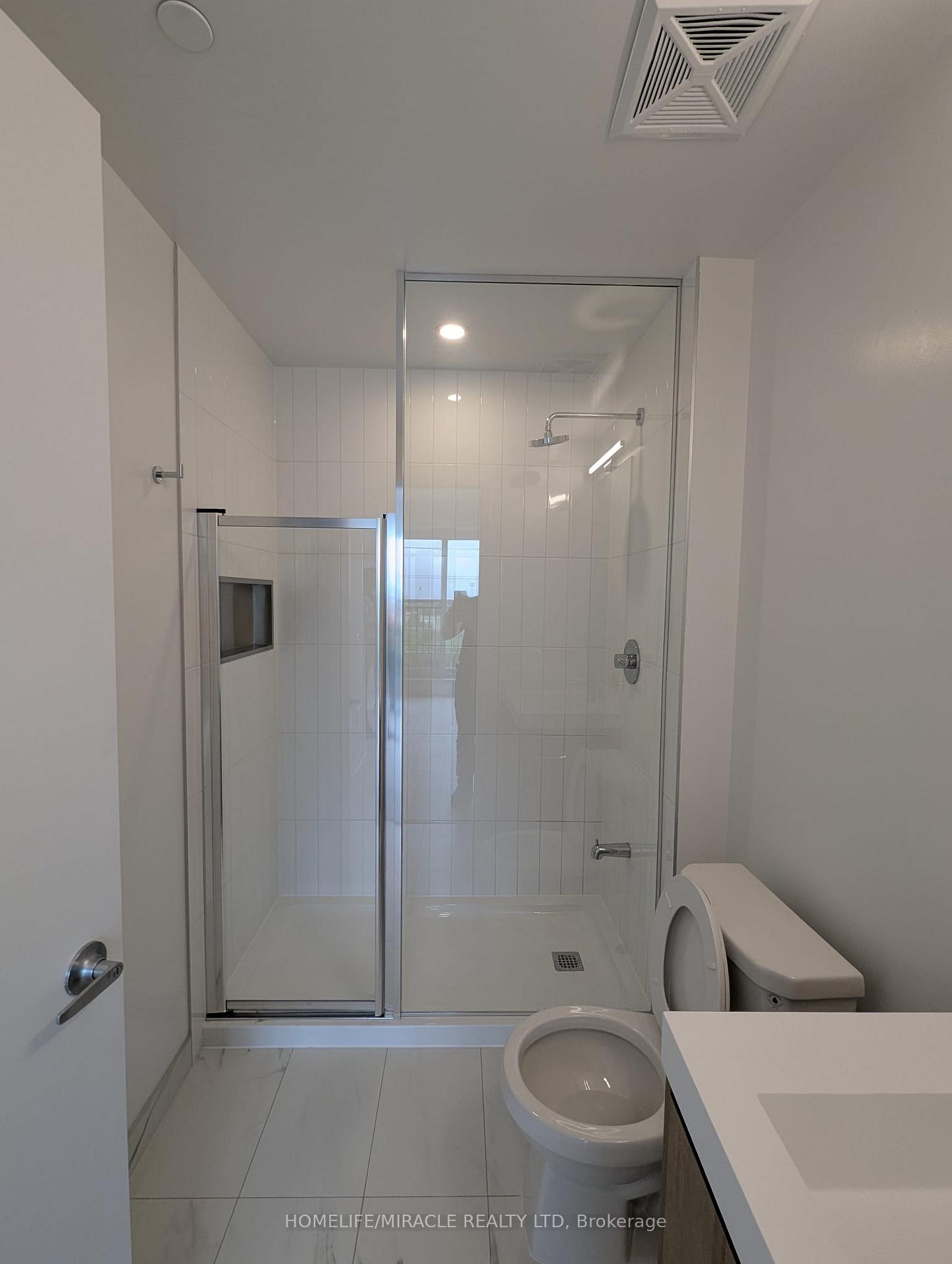 Photo 5 of Unit 322, 20 All Nations Drive, Brampton, Northwest Brampton — HOMEH