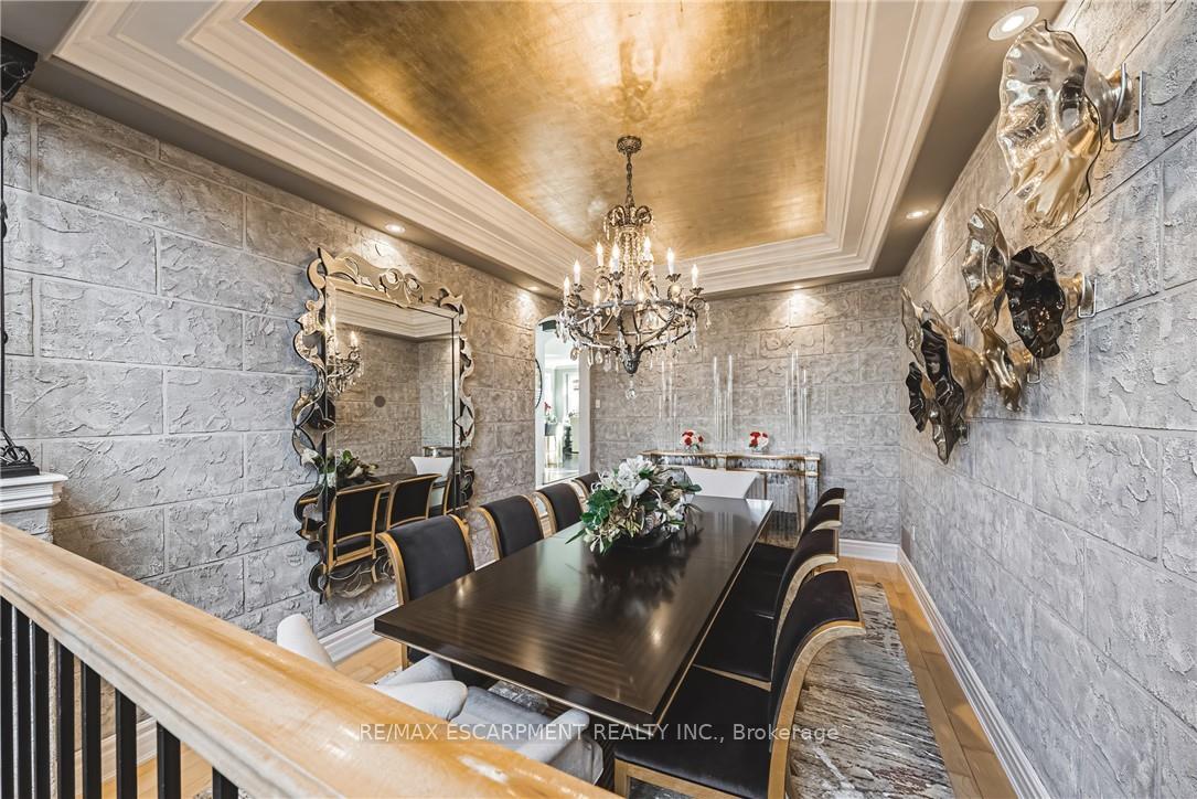 Photo 11 of 712 Highvalley Road, Hamilton, Ancaster — HOMEH