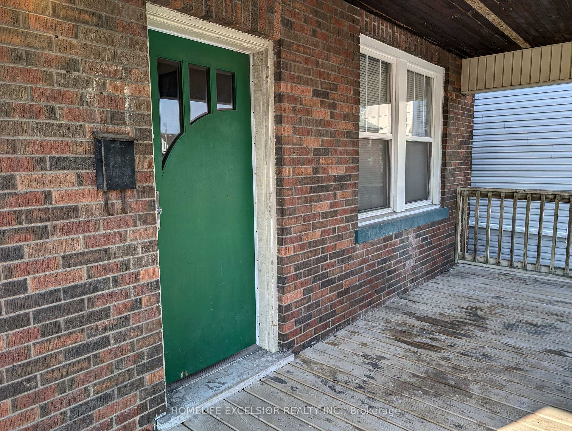 Photo 3 of Unit Upper, 20 Williams Street E, Oshawa, Centennial — HOMEH
