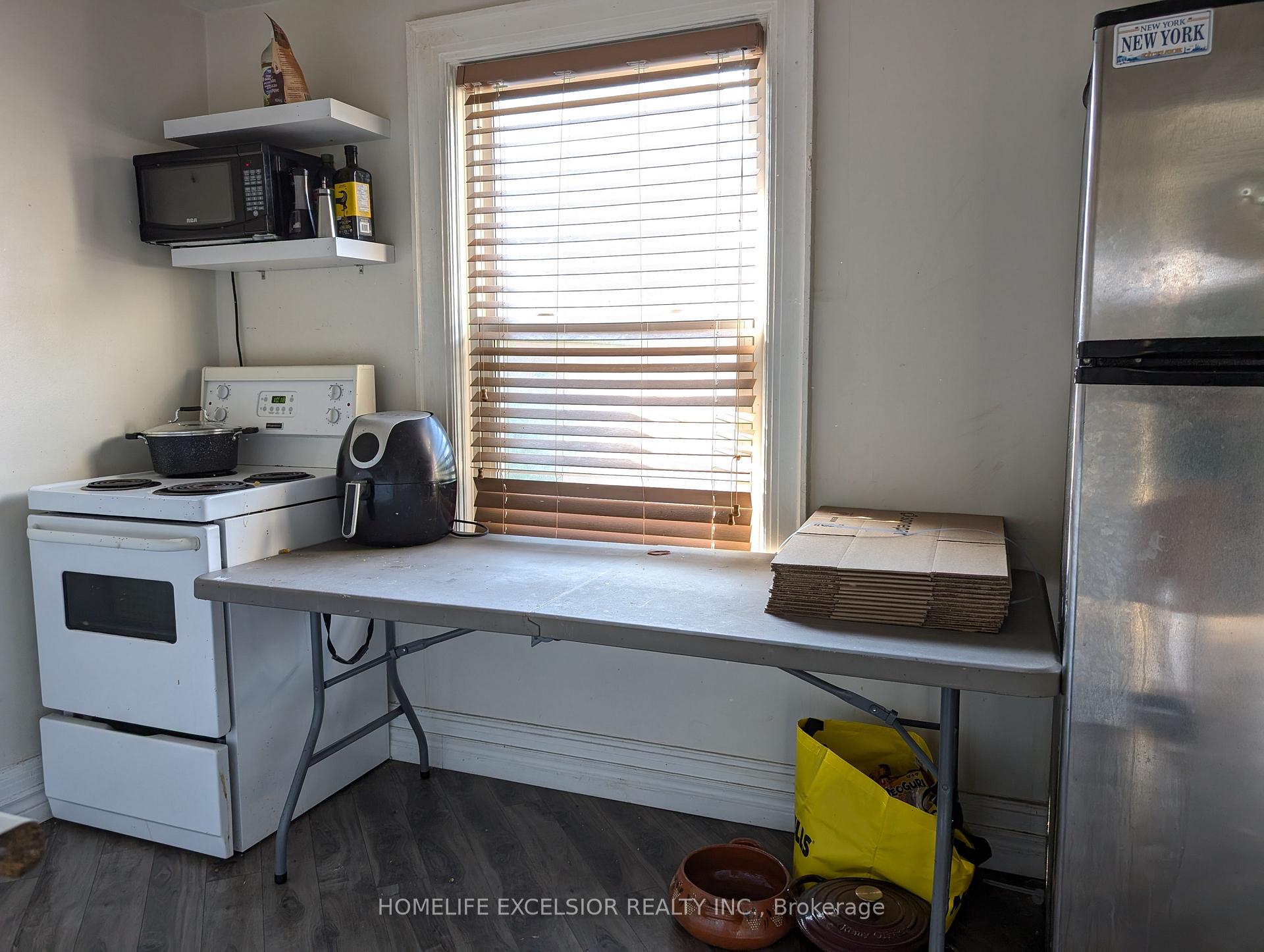Photo 8 of Unit Upper, 20 Williams Street E, Oshawa, Centennial — HOMEH
