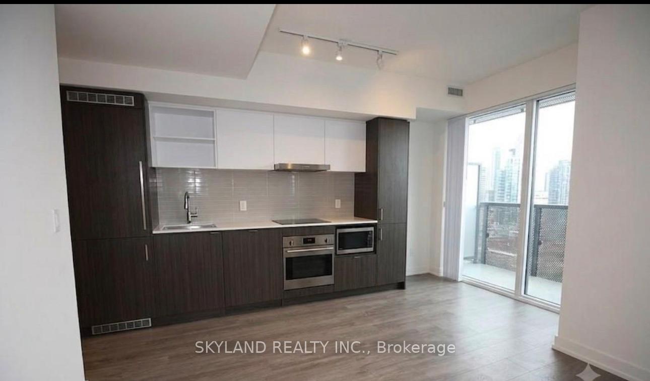 Photo 3 of Unit 2705, 55 Cooper Street, Toronto, Waterfront Communities — HOMEH