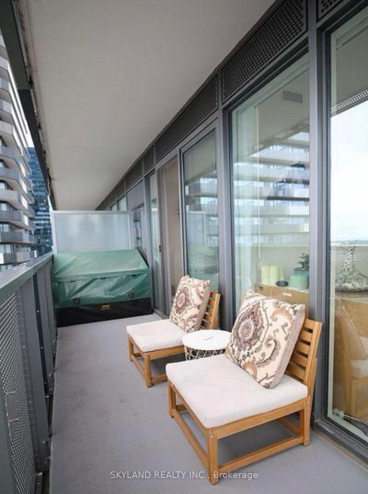 Photo 11 of Unit 2705, 55 Cooper Street, Toronto, Waterfront Communities — HOMEH