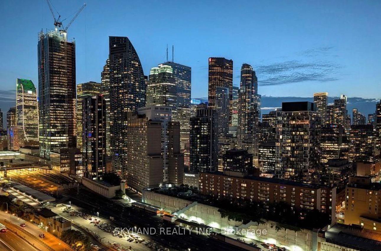 Photo 17 of Unit 2705, 55 Cooper Street, Toronto, Waterfront Communities — HOMEH