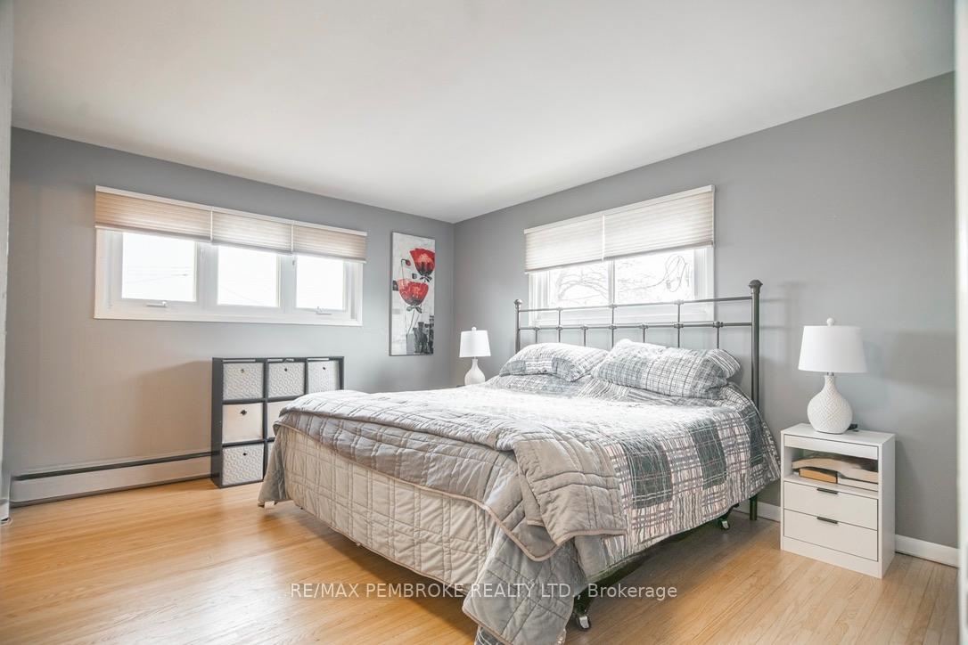 Photo 17 of 282 Clemow Avenue, Pembroke, Pembroke — HOMEH