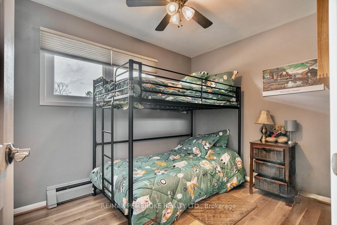 Photo 20 of 282 Clemow Avenue, Pembroke, Pembroke — HOMEH