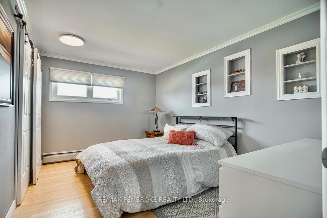 Photo 21 of 282 Clemow Avenue, Pembroke, Pembroke — HOMEH