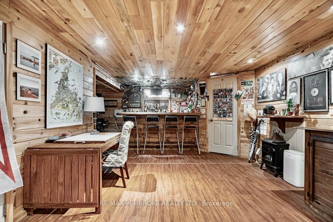Photo 32 of 282 Clemow Avenue, Pembroke, Pembroke — HOMEH