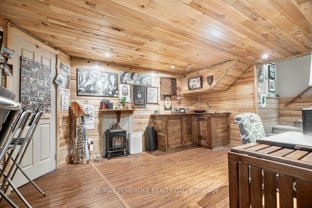 Photo 34 of 282 Clemow Avenue, Pembroke, Pembroke — HOMEH