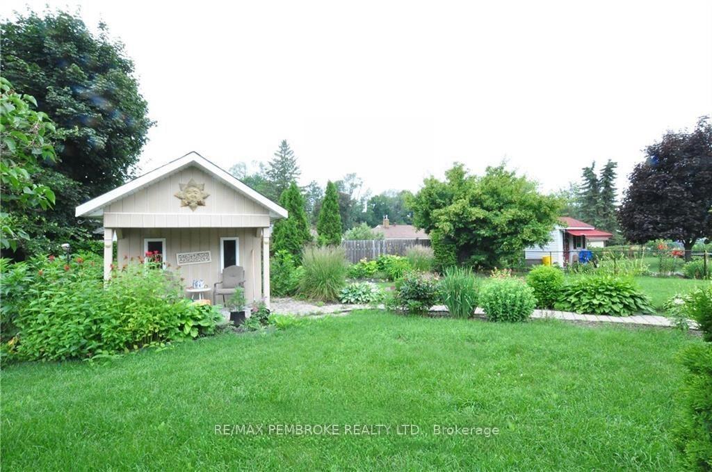 Photo 40 of 282 Clemow Avenue, Pembroke, Pembroke — HOMEH