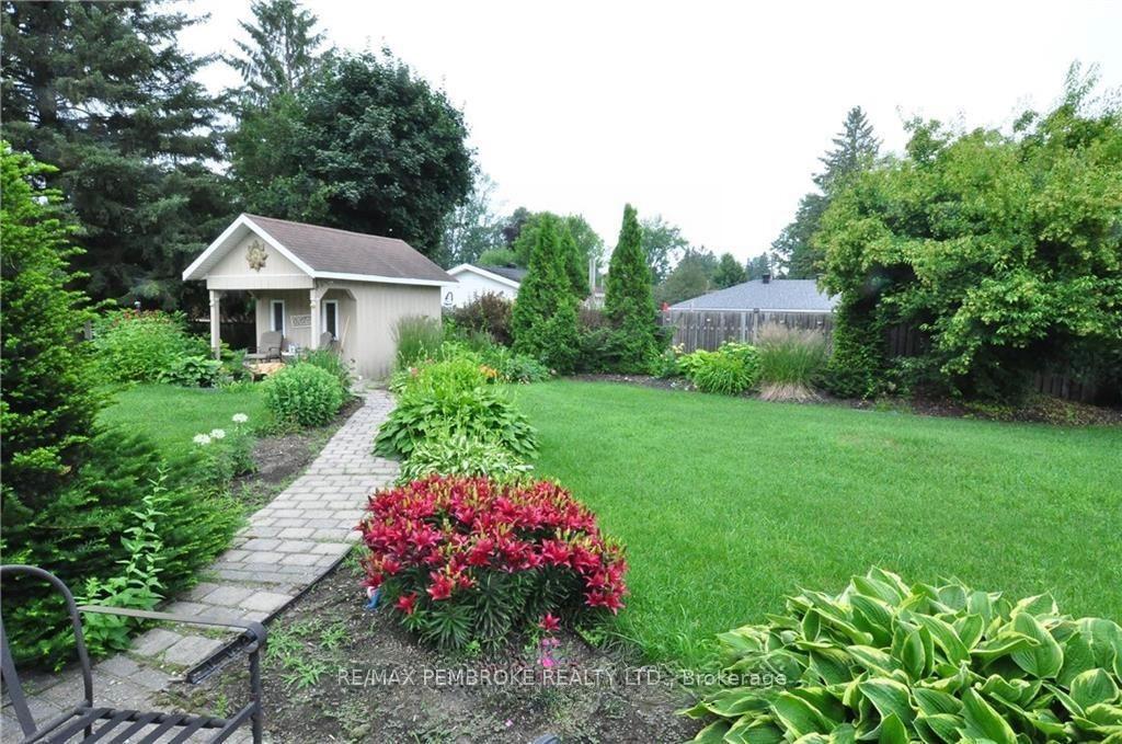 Photo 41 of 282 Clemow Avenue, Pembroke, Pembroke — HOMEH