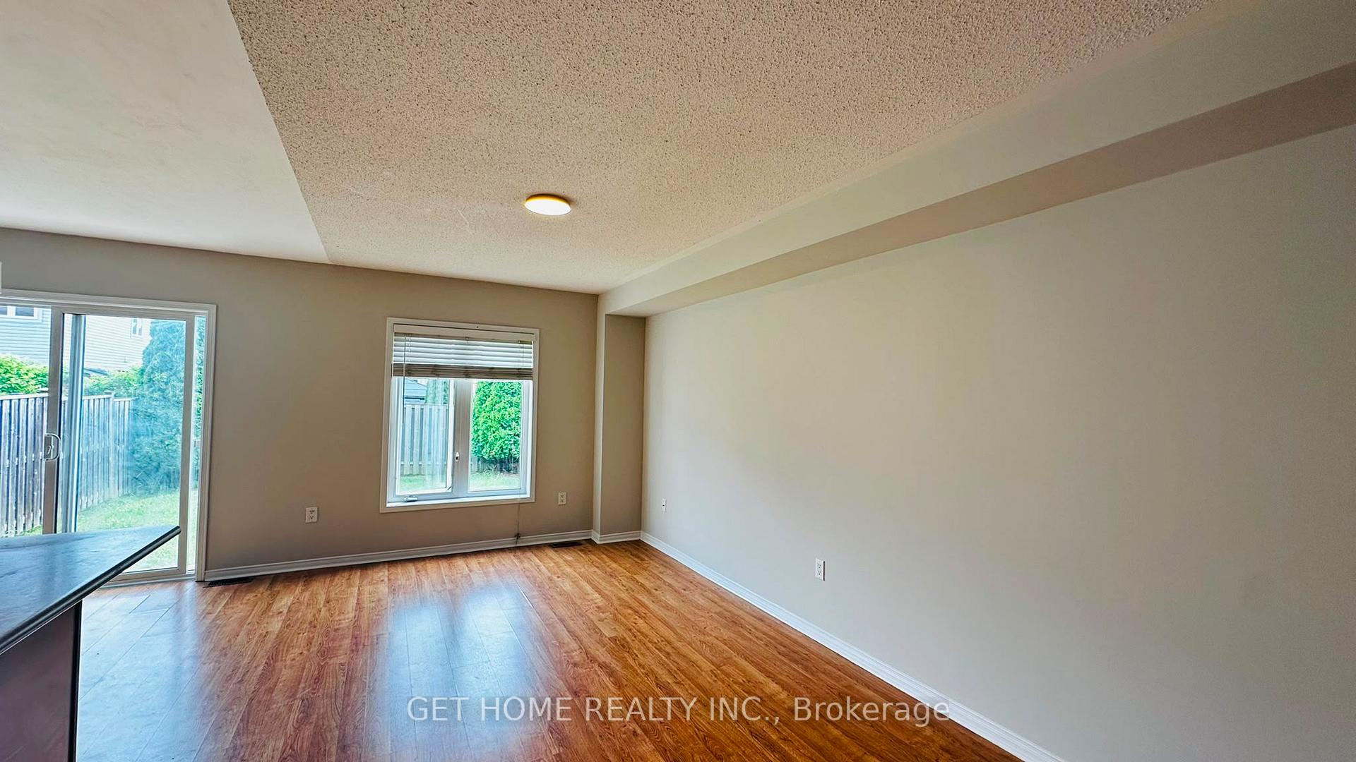 Photo 7 of 114 Bettina Place, Whitby, Rolling Acres — HOMEH