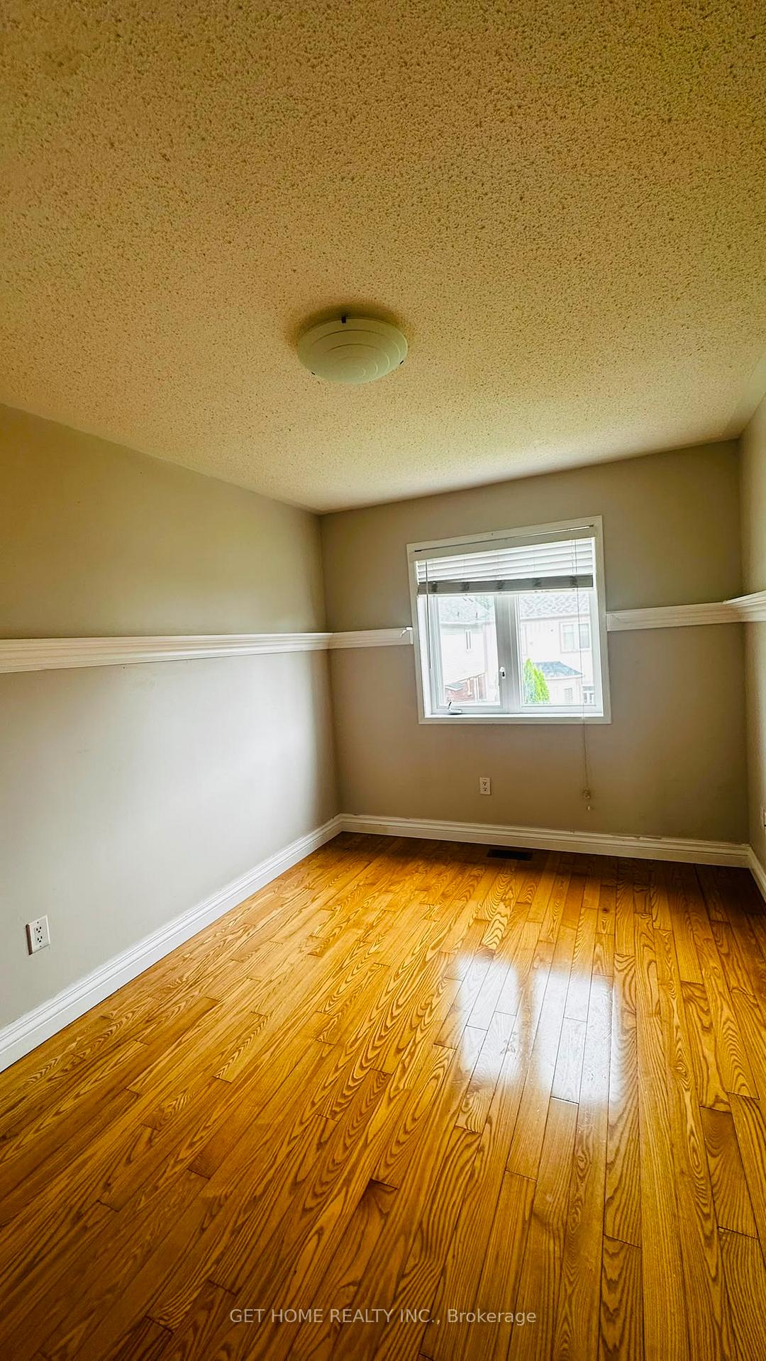 Photo 12 of 114 Bettina Place, Whitby, Rolling Acres — HOMEH