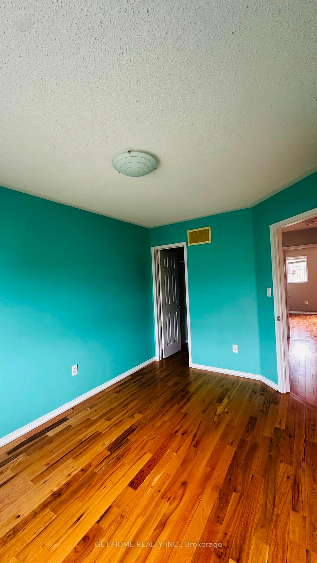 Photo 13 of 114 Bettina Place, Whitby, Rolling Acres — HOMEH
