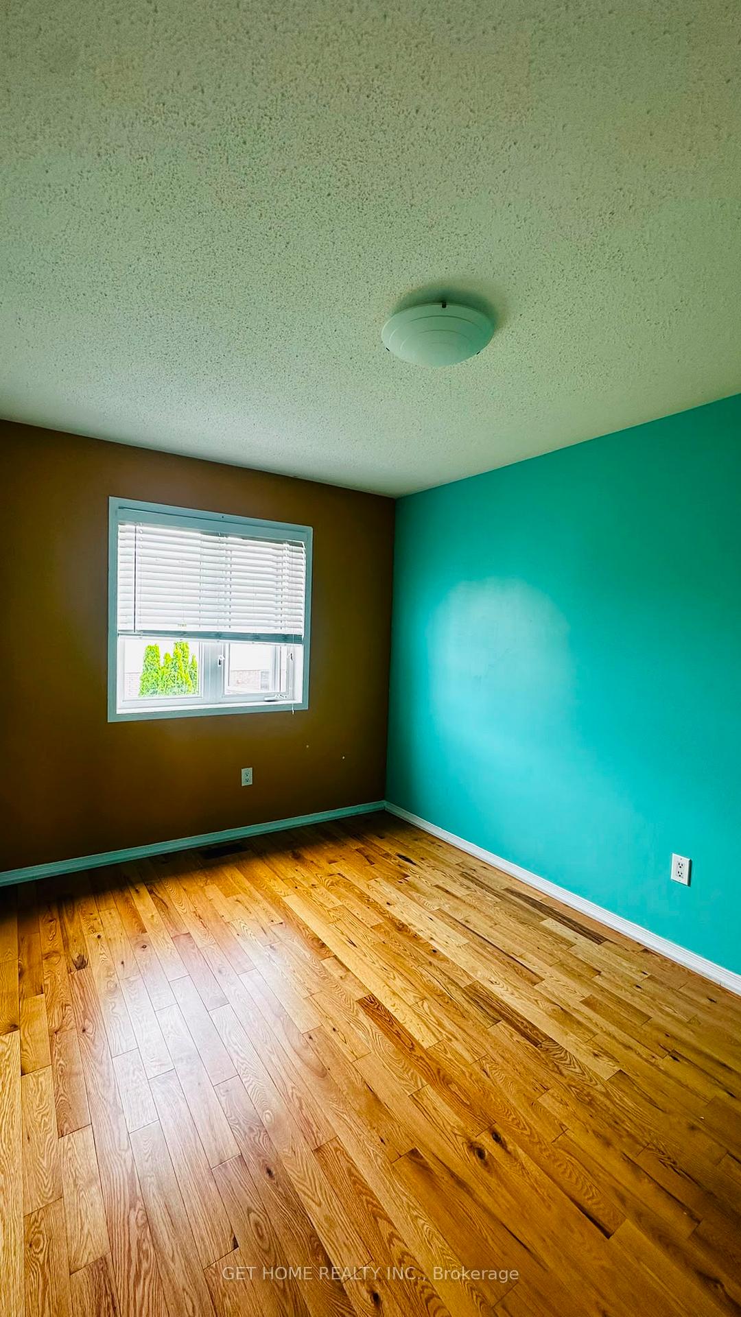 Photo 14 of 114 Bettina Place, Whitby, Rolling Acres — HOMEH