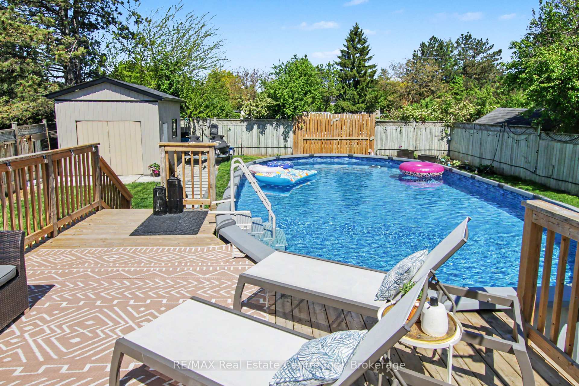 Photo 31 of 44 Oakhurst Crescent N, Kitchener, Grand River North — HOMEH