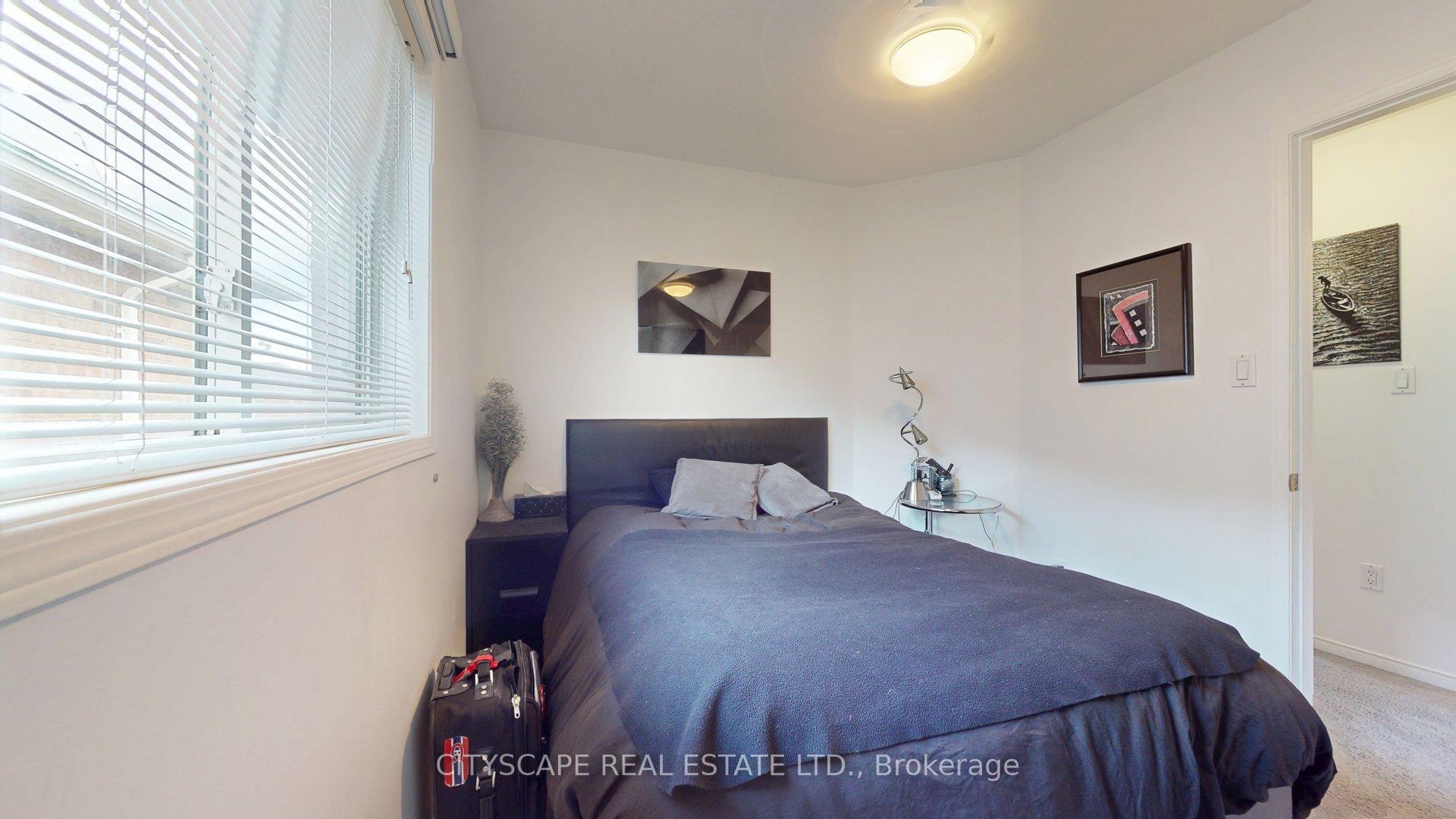 Photo 9 of 22 Windom Road, Toronto, Flemingdon Park — HOMEH