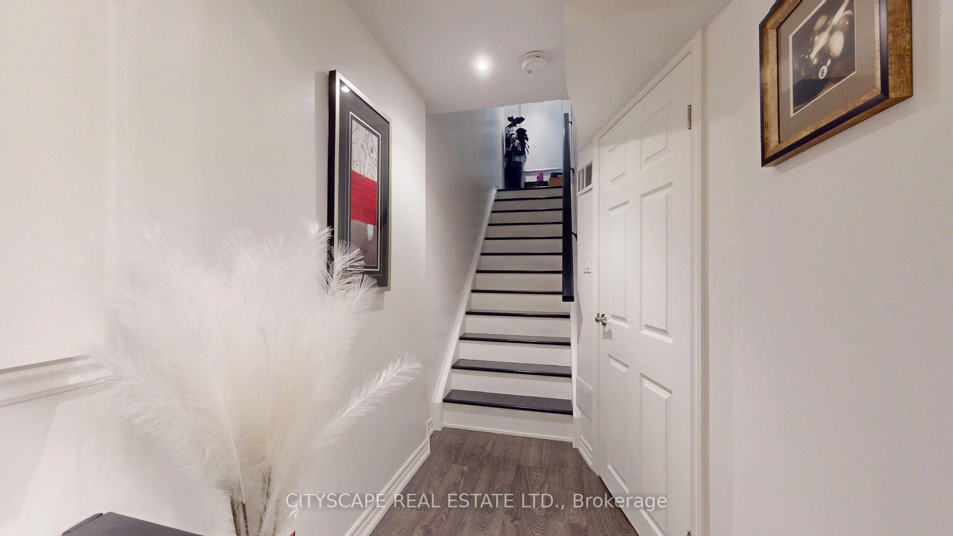 Photo 12 of 22 Windom Road, Toronto, Flemingdon Park — HOMEH
